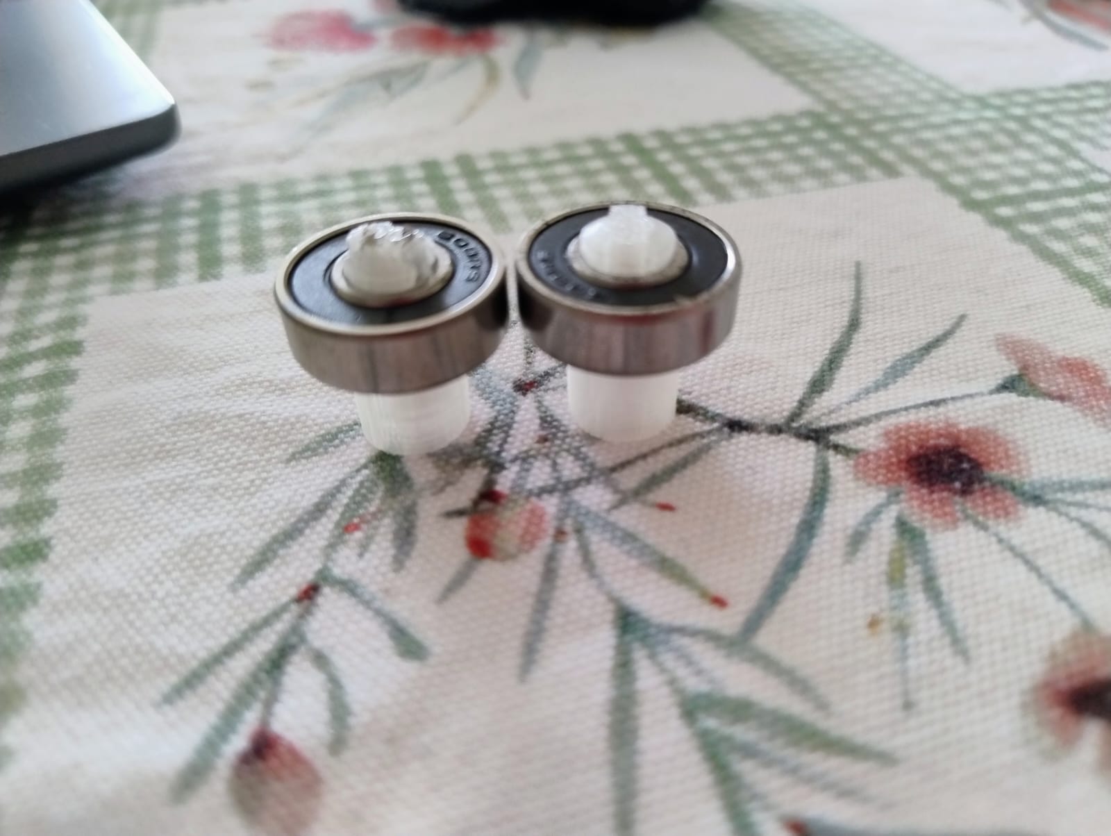 Bearing to shaft clip on connector with insert