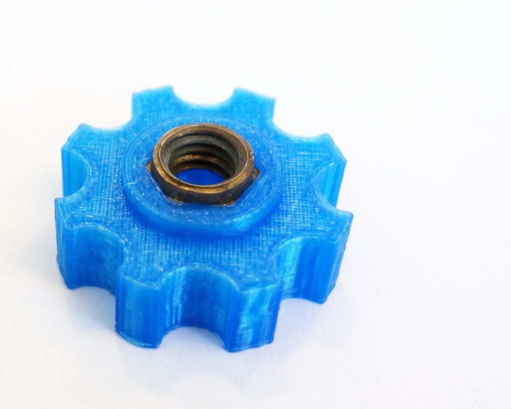 Replacement thumb wheel for a 10mm Nut