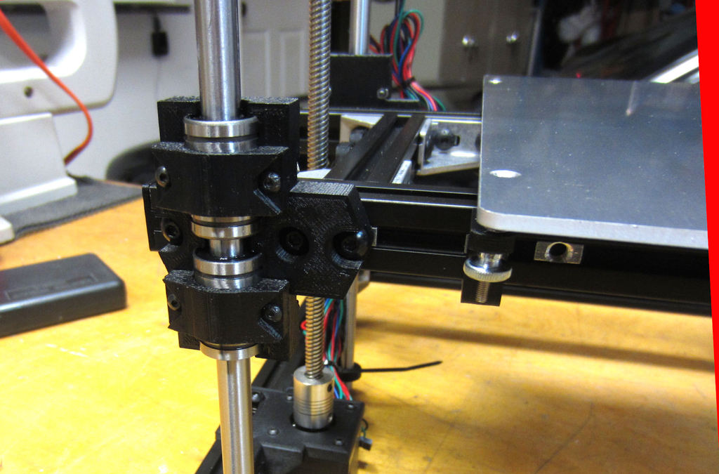 HyperCube LM10UU Z Axis Carriage