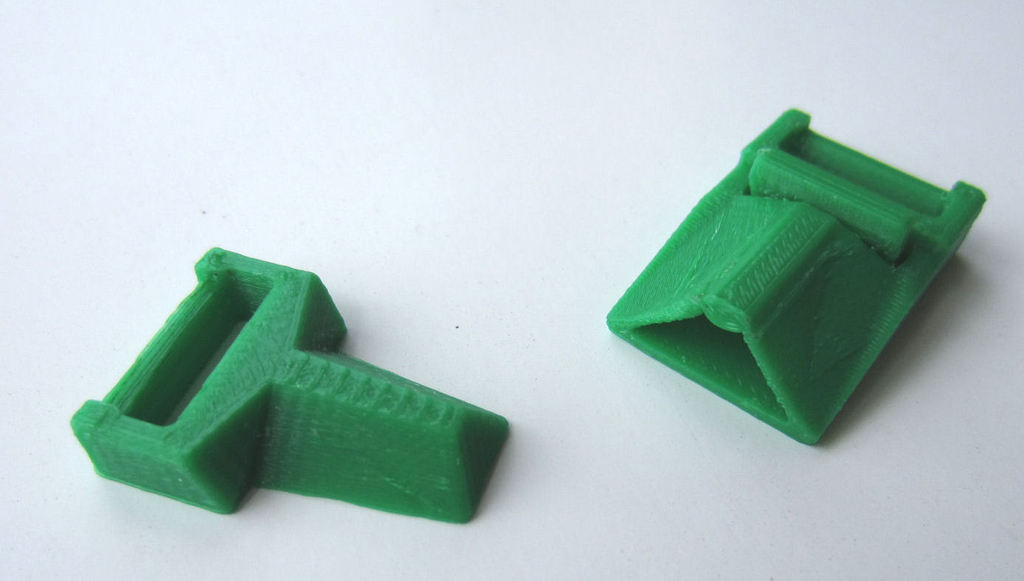 Miniatura 9 do modelo 3D Survival Bracelet