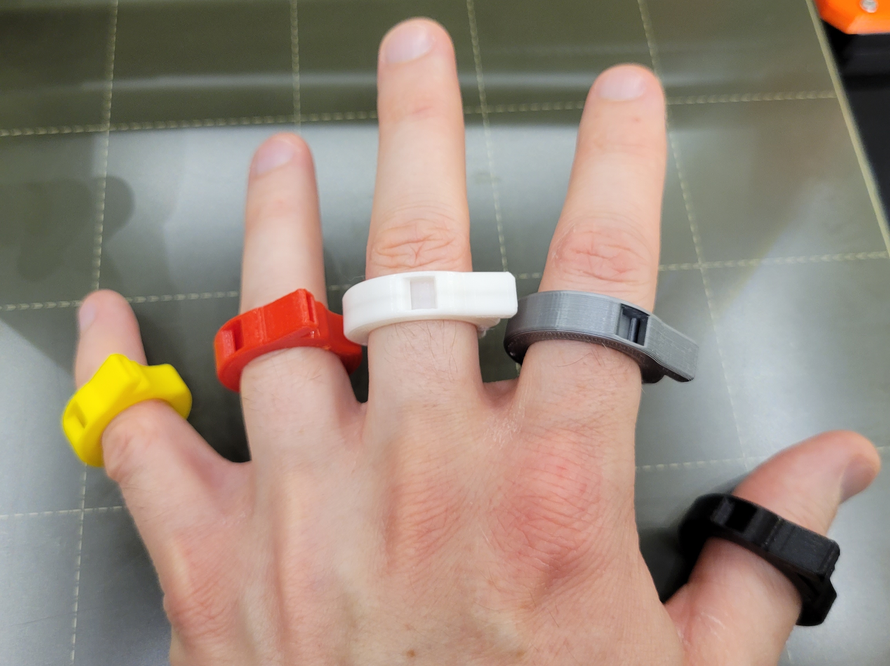 Miniatura 2 do modelo 3D Whistle Ring