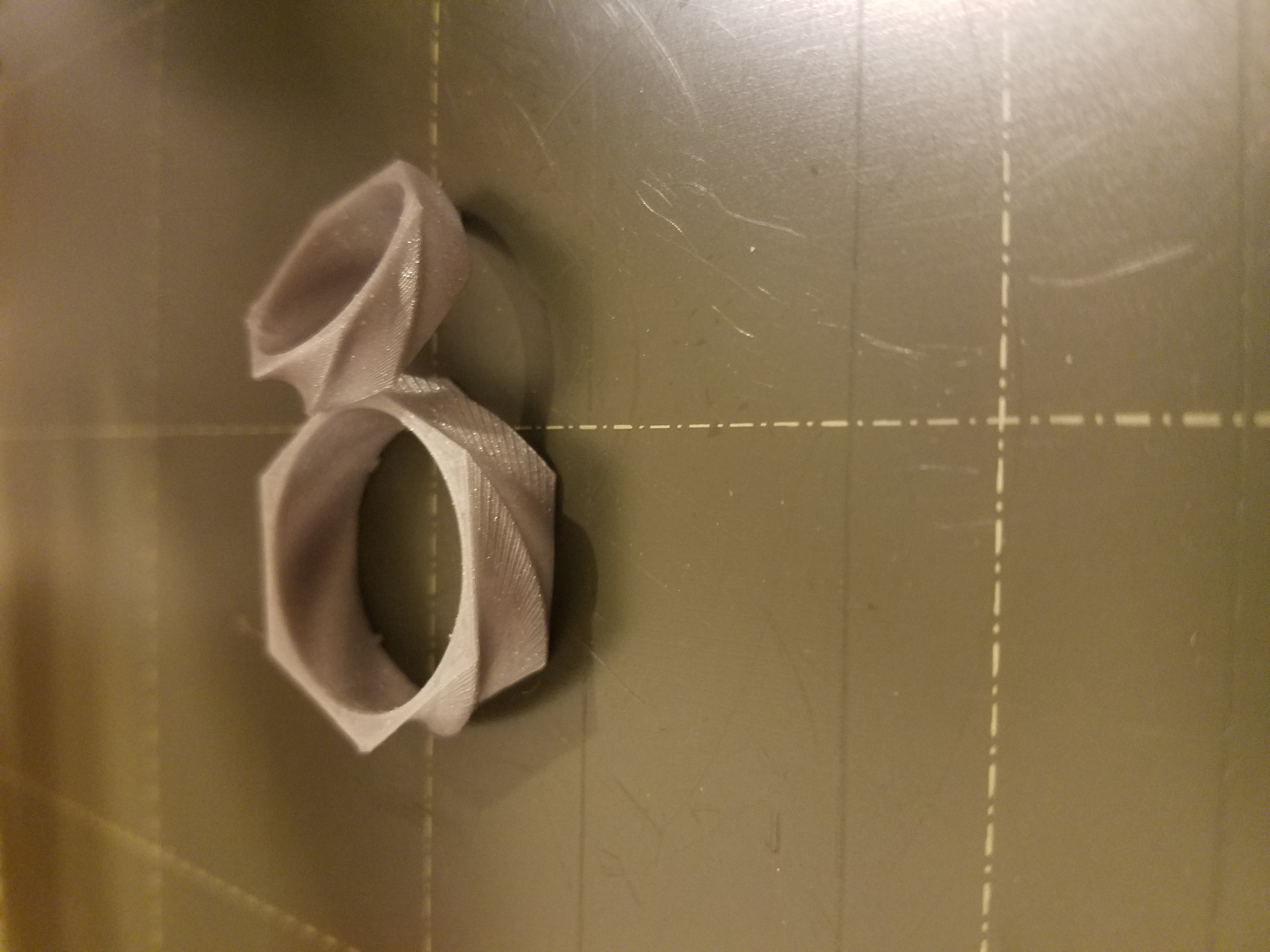 Miniatura 3 do modelo 3D Spiral Ring - solid