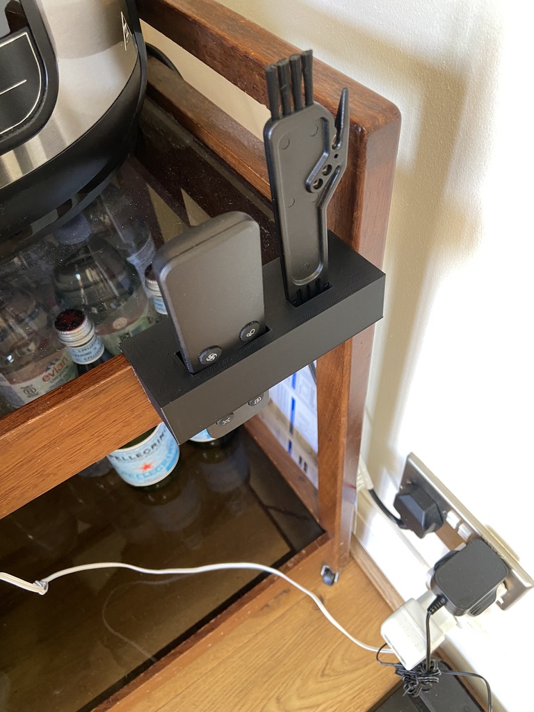 Robot Hoover (Vacuum) Accessory Holder