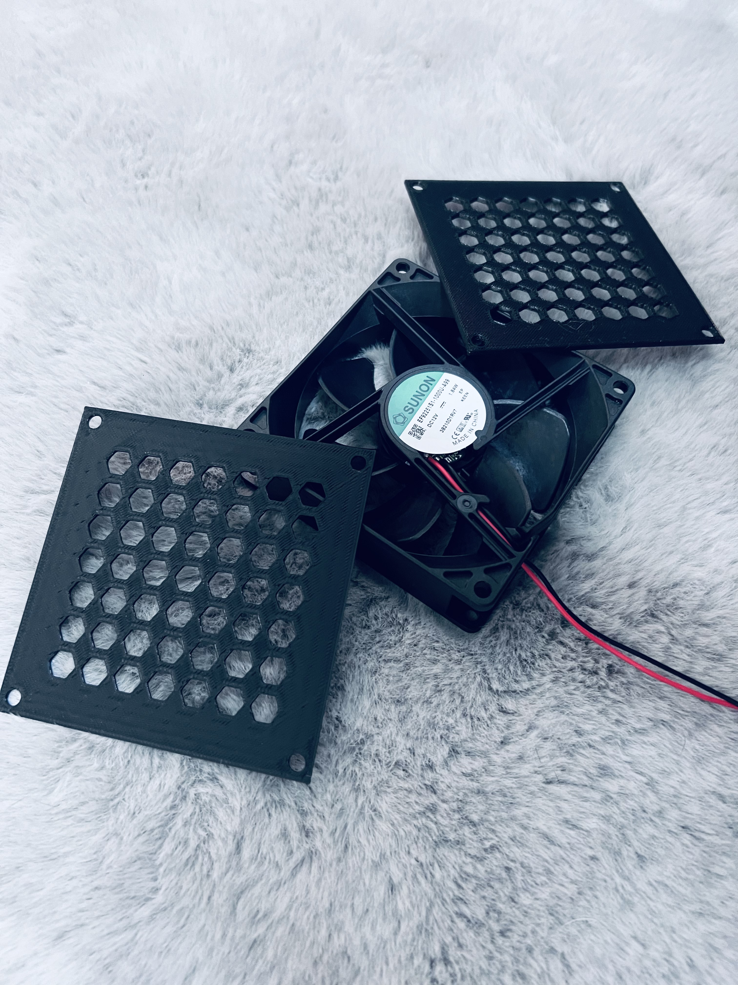 kryt ventilátoru 92x92mm