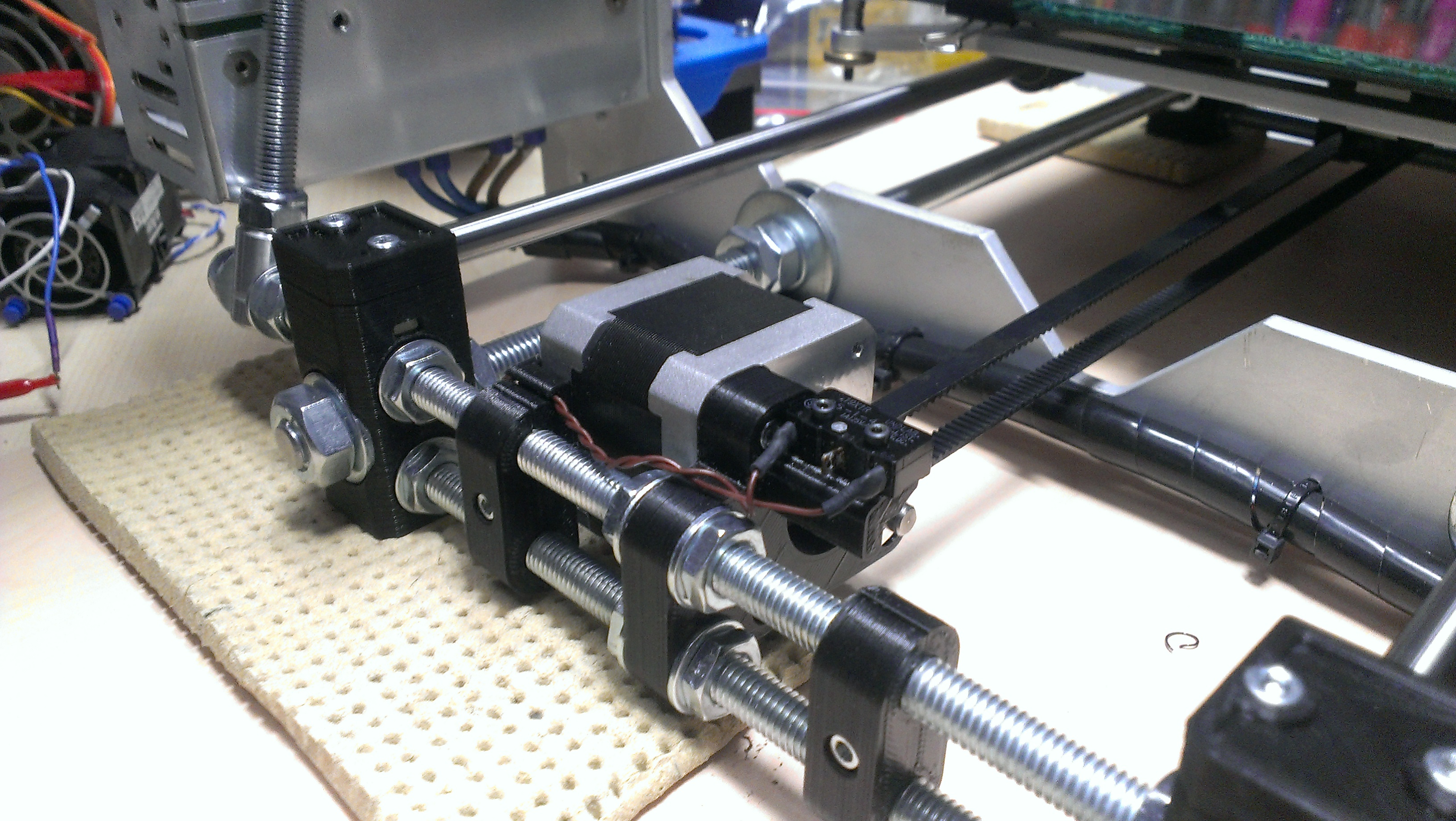 Prusa i3 Y motor holder+fix motor