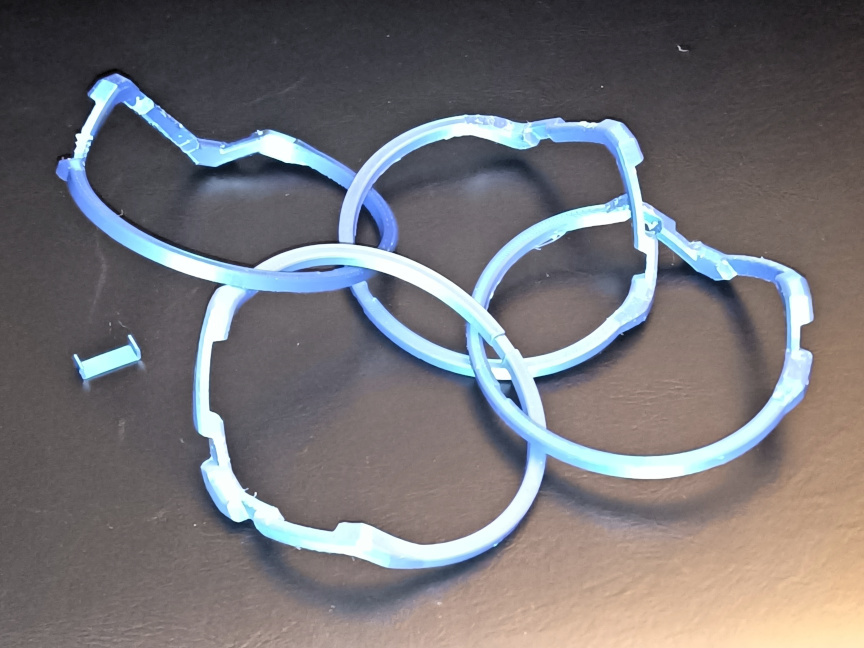 Miniatura 3 do modelo 3D Puzzle ring bracelet (parametric, OpenSCAD)