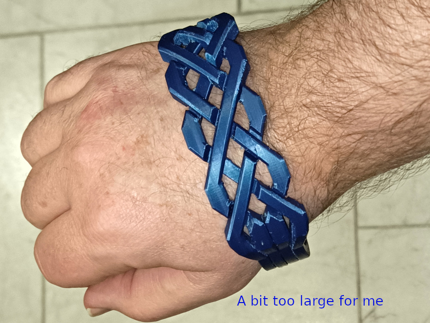 Miniatura 6 do modelo 3D Puzzle ring bracelet (parametric, OpenSCAD)