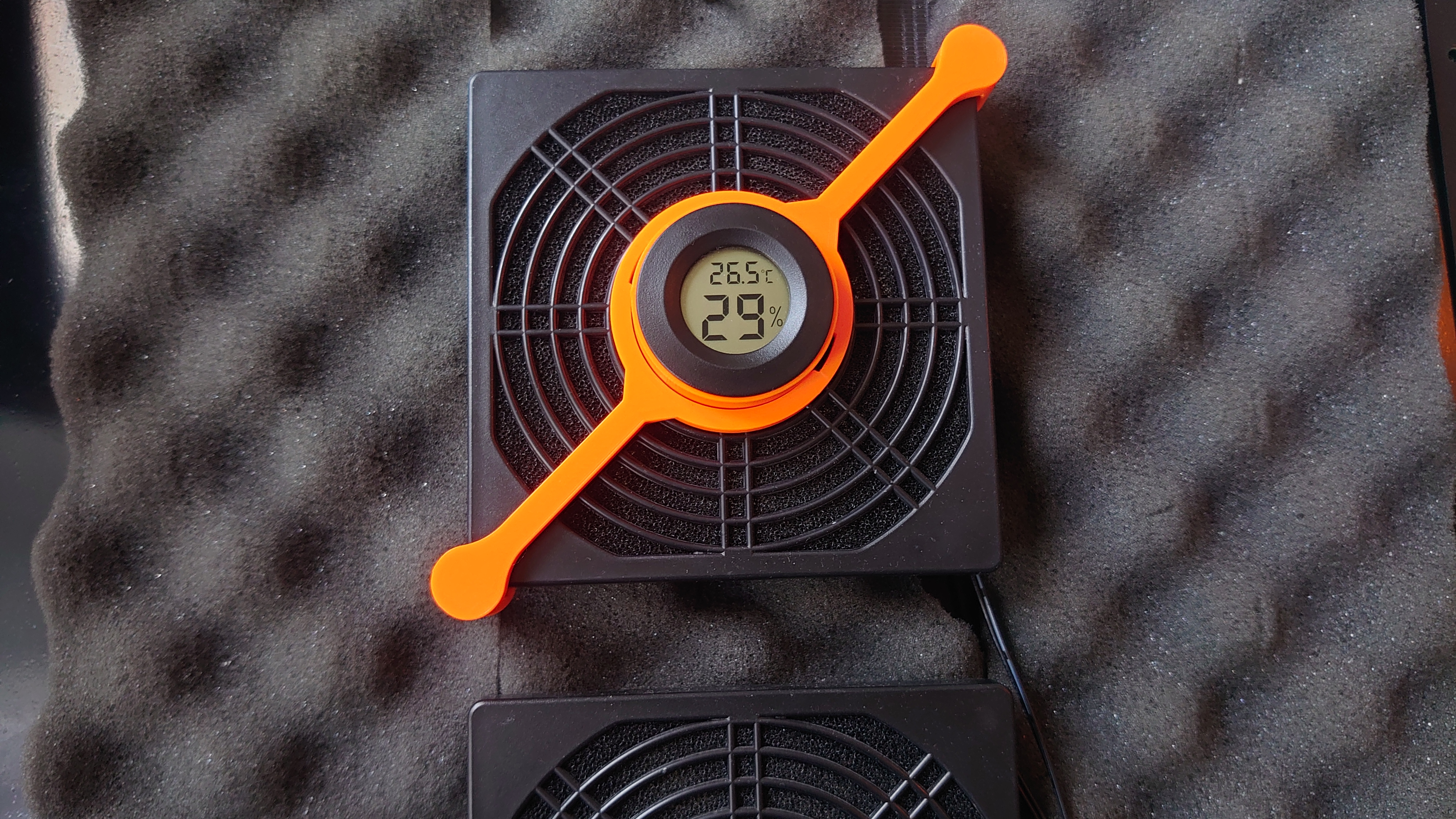 QIDI X-Max / X-Plus Hygrometer / Thermometer Holder