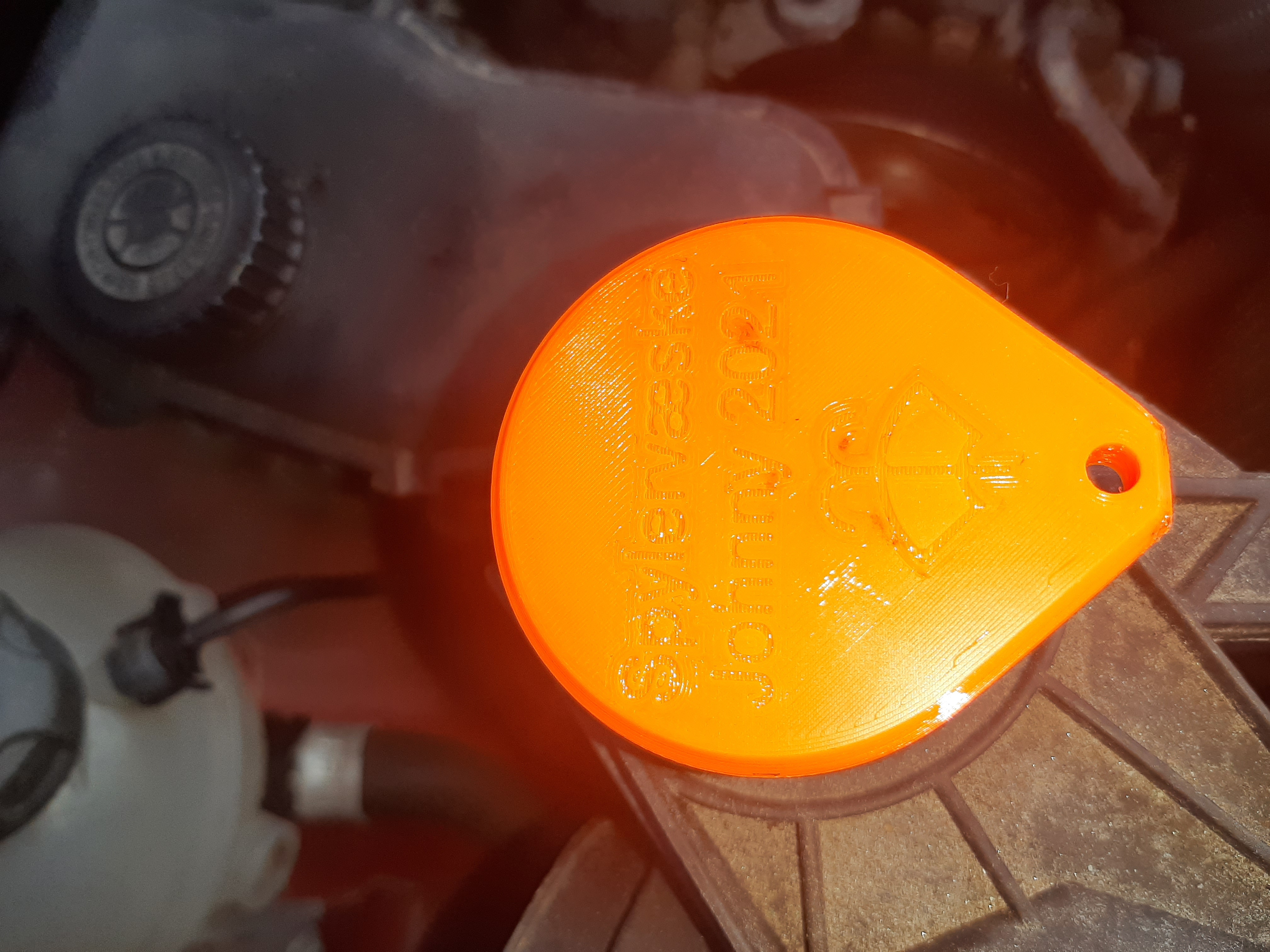 Washer fluid lid — thumbnail 2