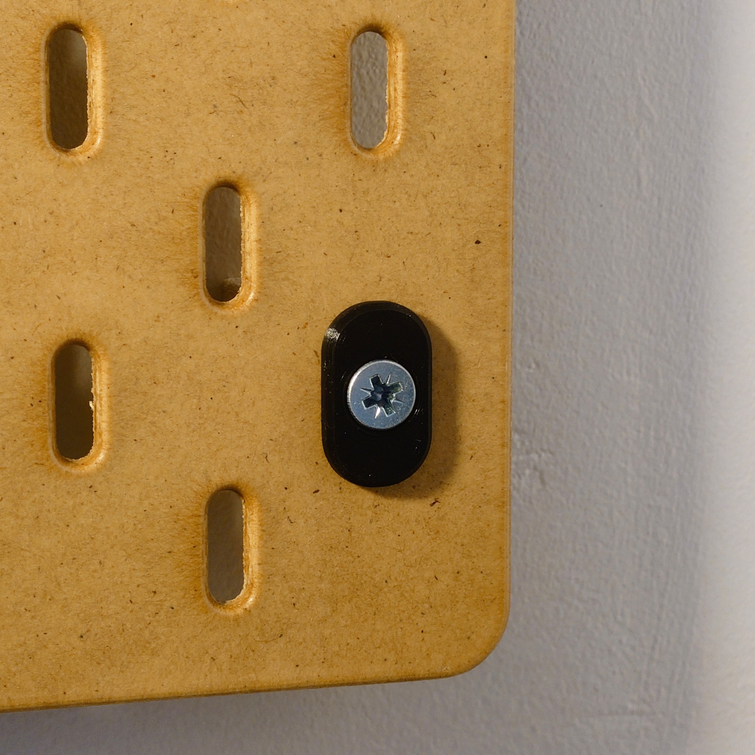 IKEA SKÅDIS / SKADIS wall mount screw adapter
