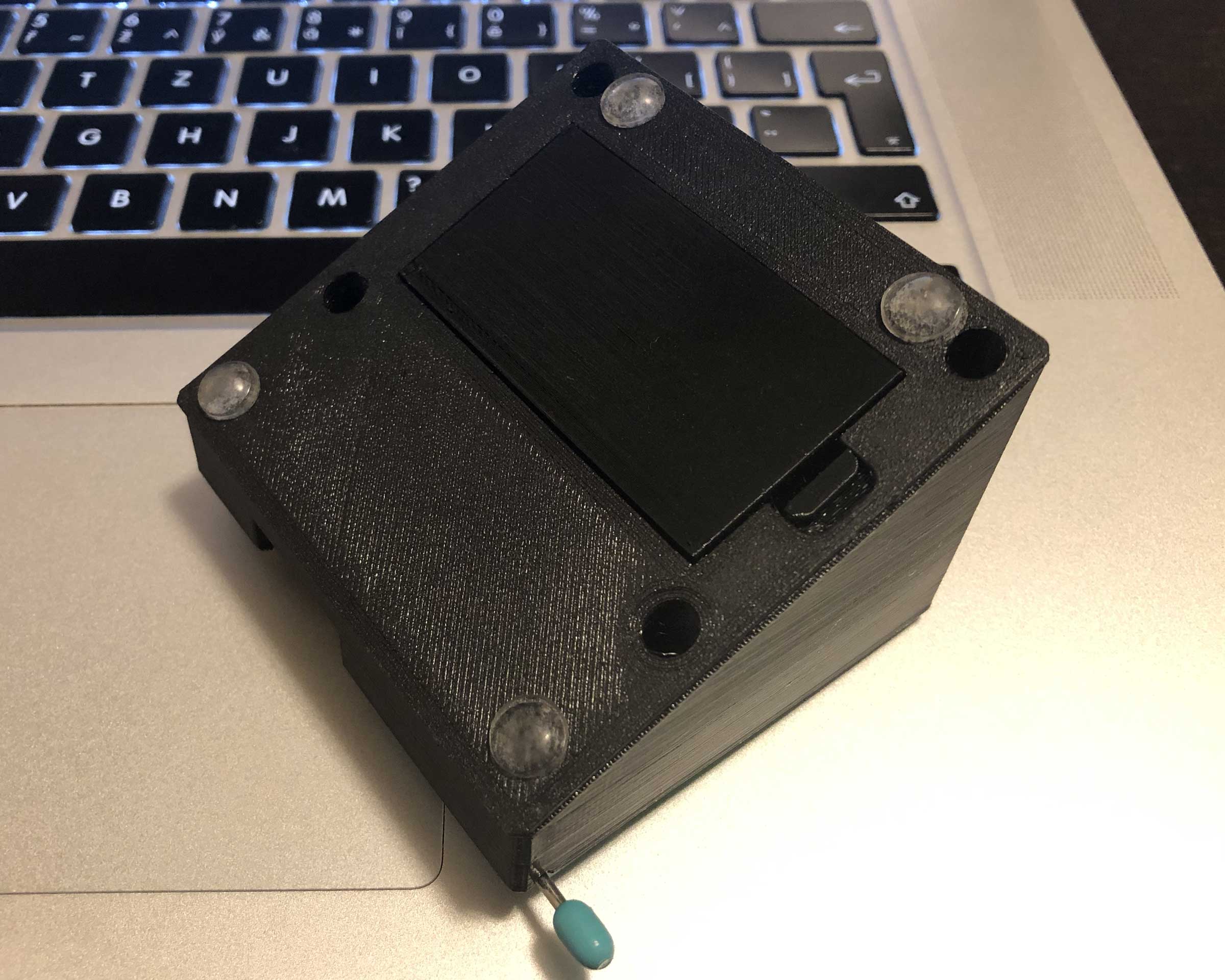 Miniatura 2 do modelo 3D Component tester case