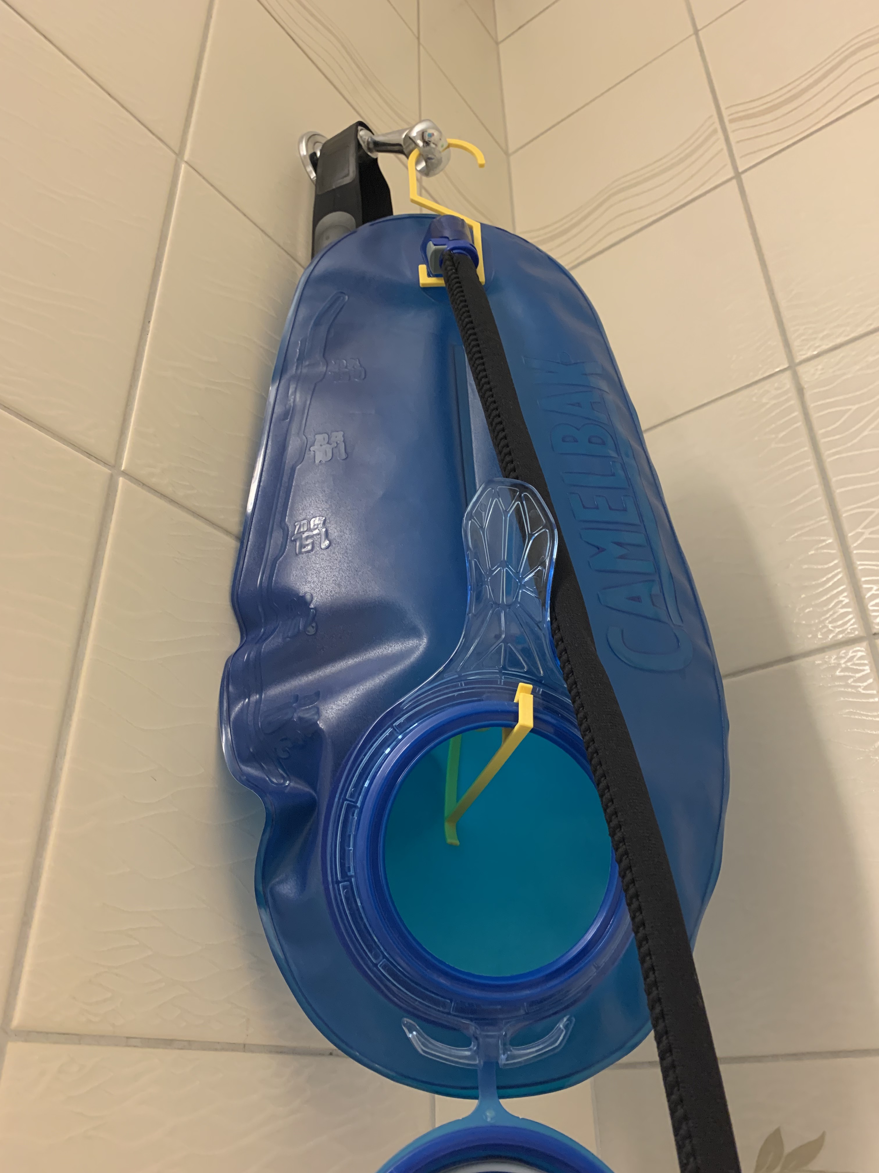 CamelBak Drying Helper for 3l Bladder by Lost Carrier Download free