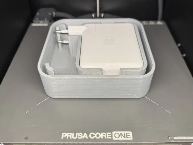 Apple MacBook Pro 140w charger case