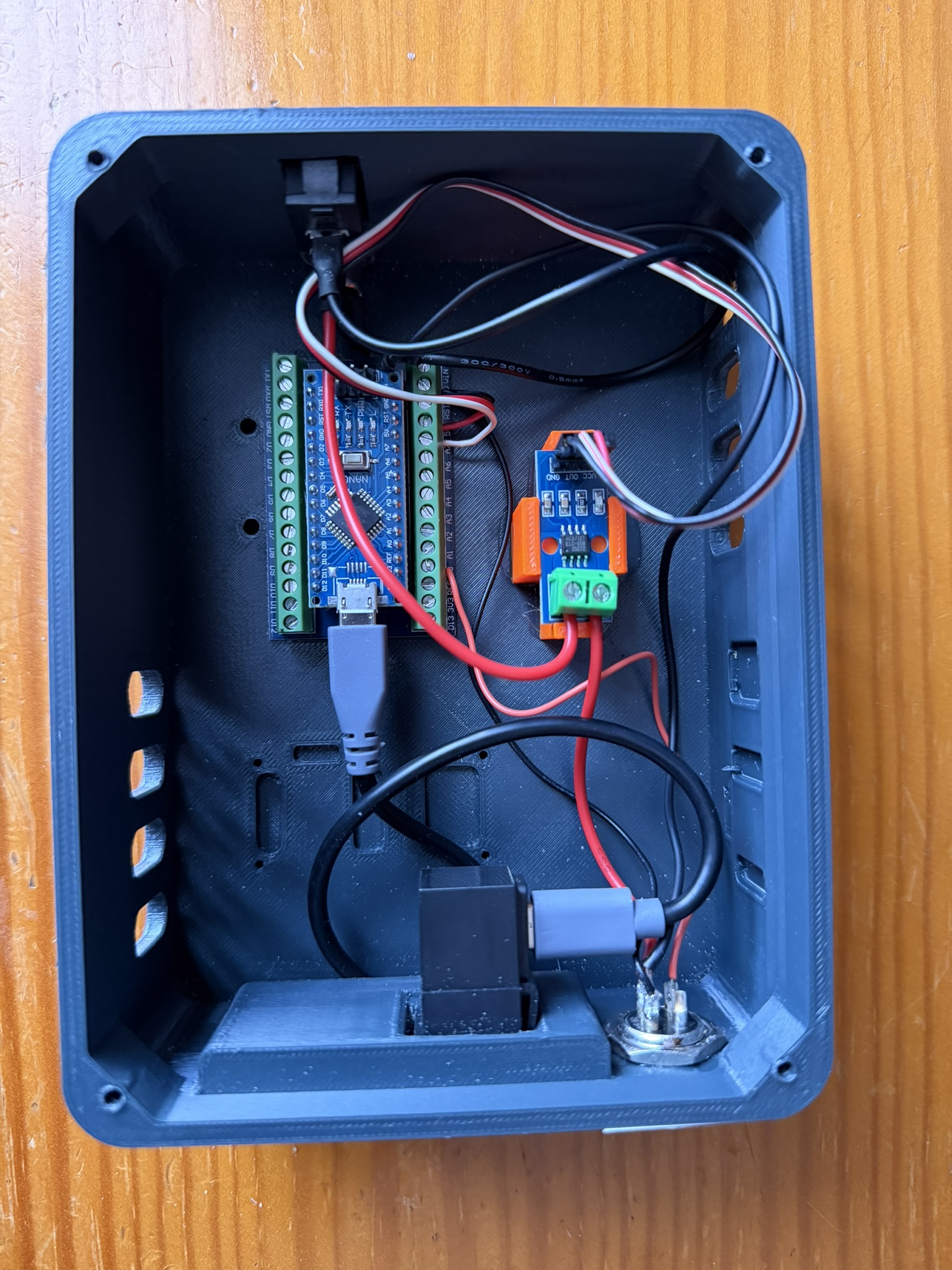 AR 4 - ACS712 addon support for auxiliary enclosure