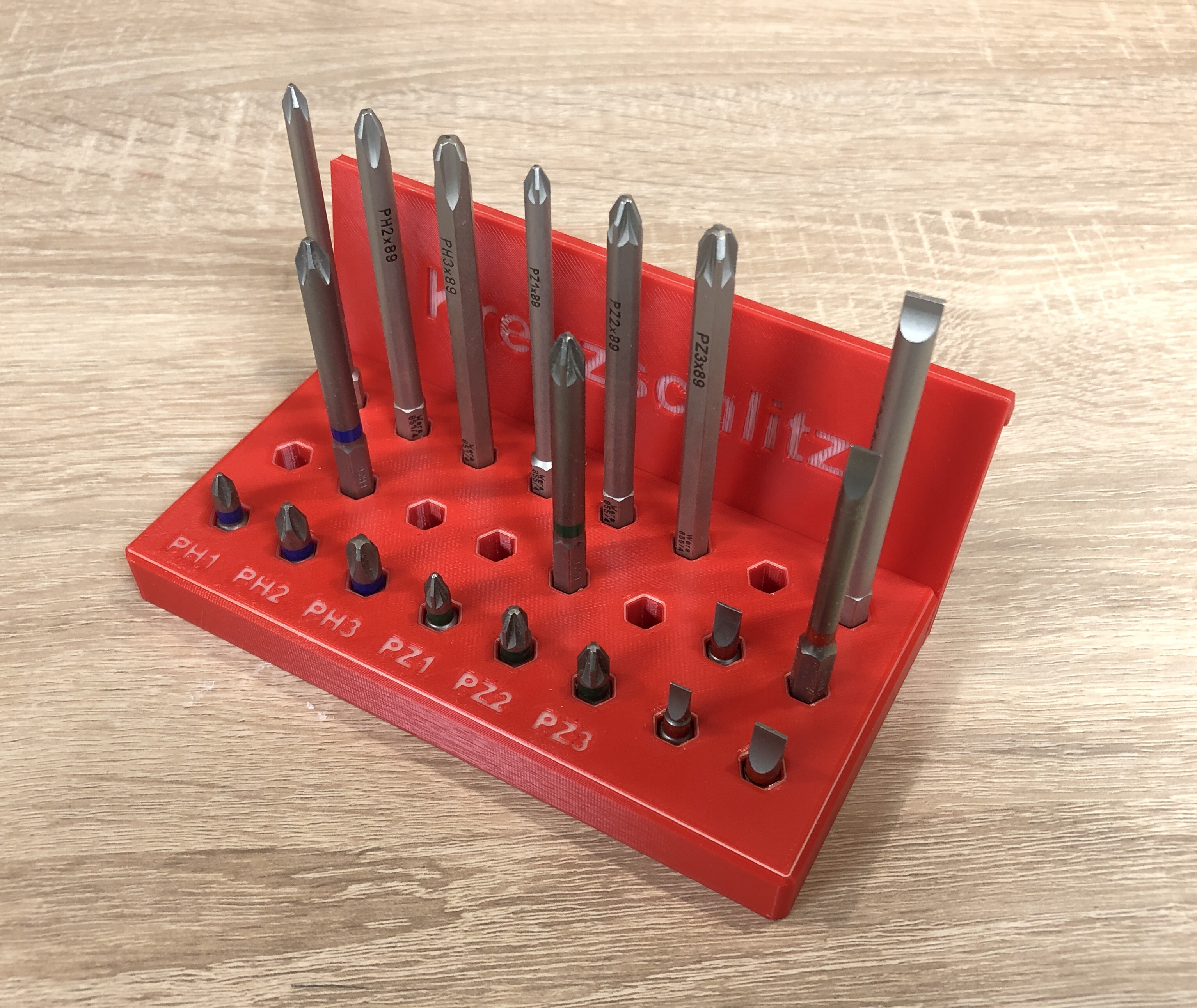 Miniatura 2 do modelo 3D Hex-bit-storage 8x3