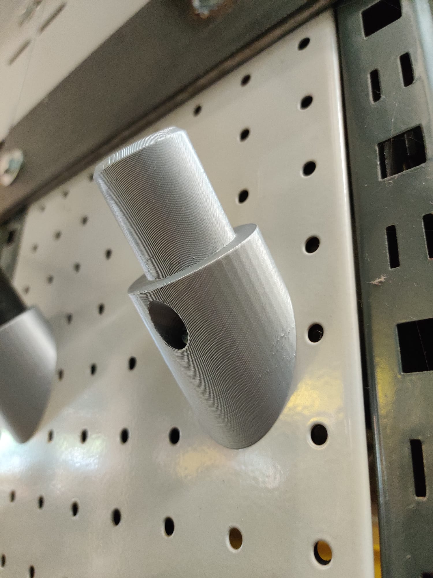 Makita 28mm vacuum wall peg