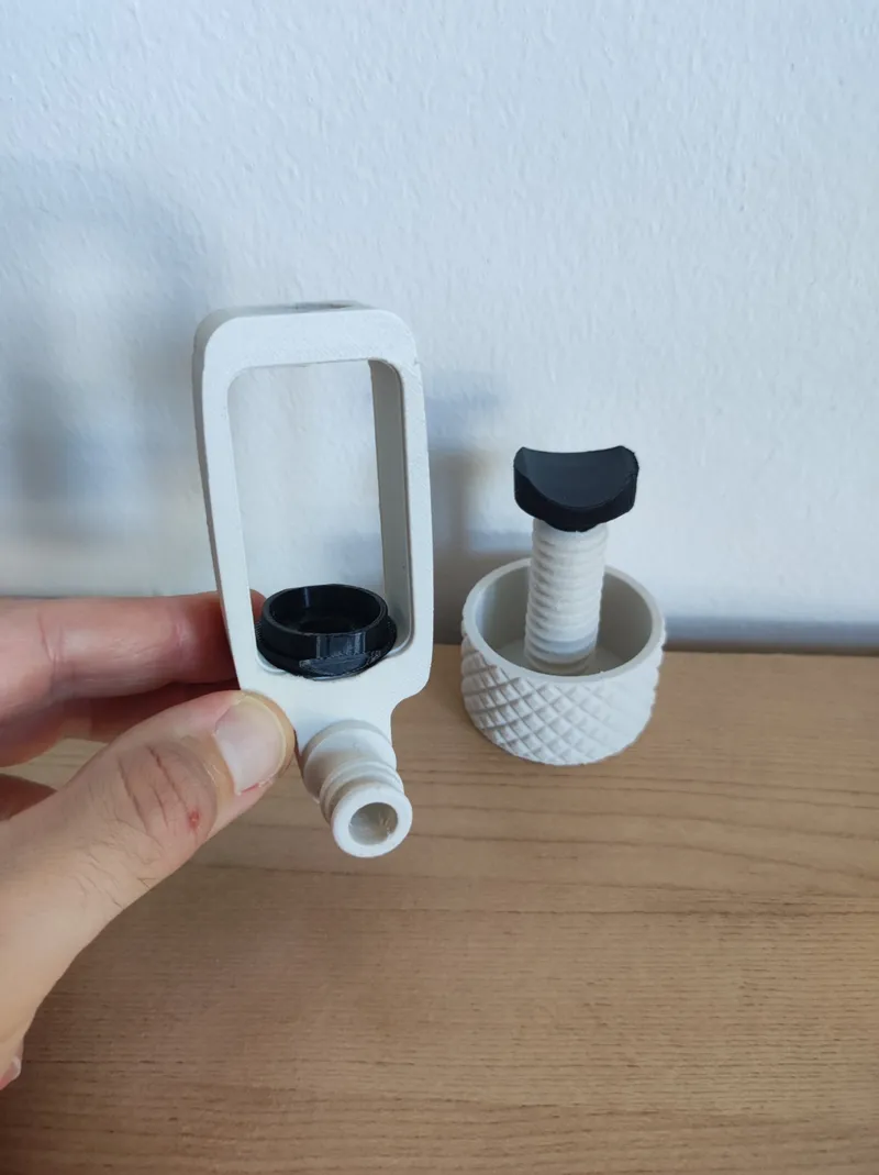 Universal Outdoor &amp; Indoor Faucet Adapter by Engineering Projects ...