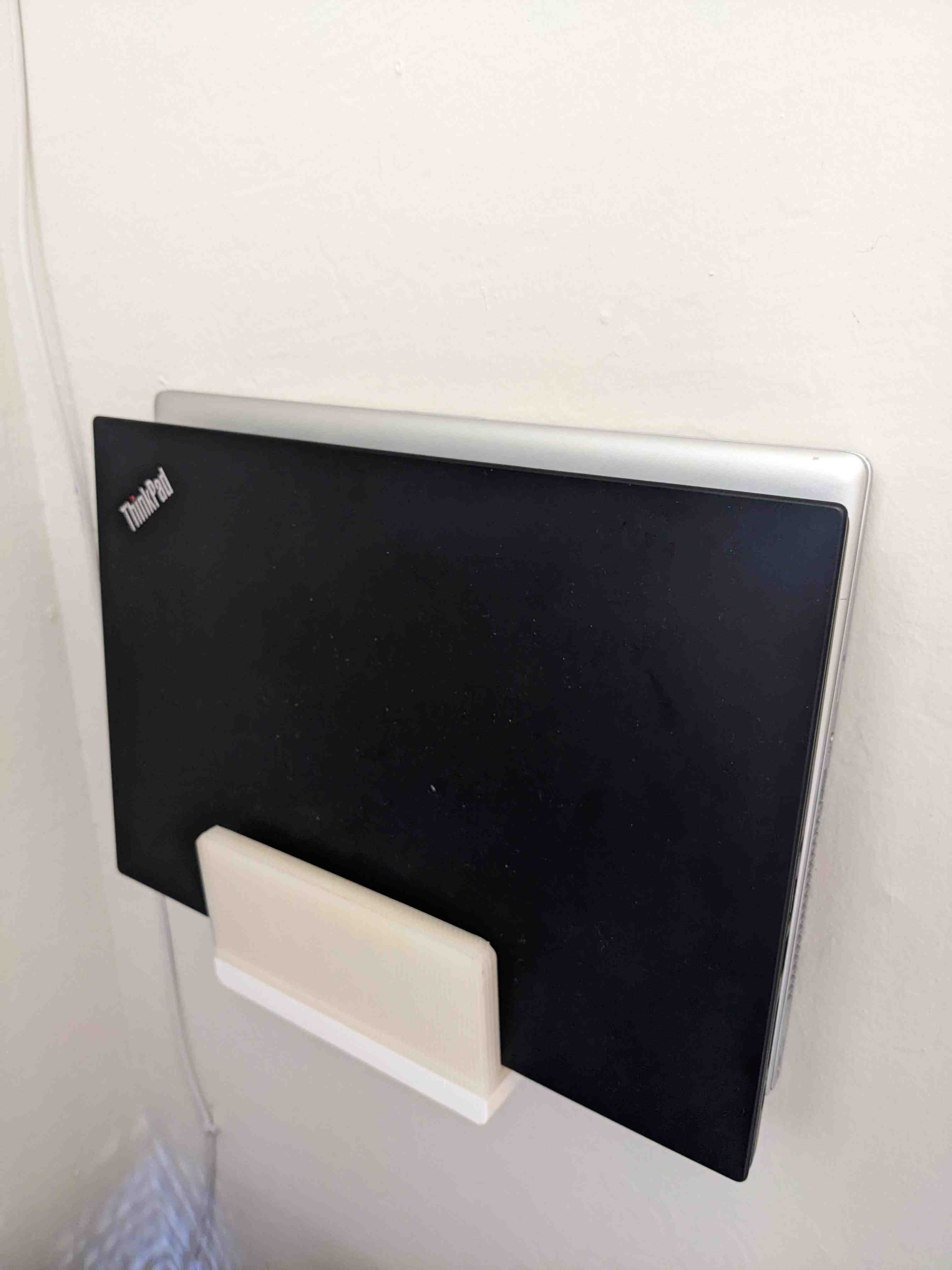Dual laptop wall dock