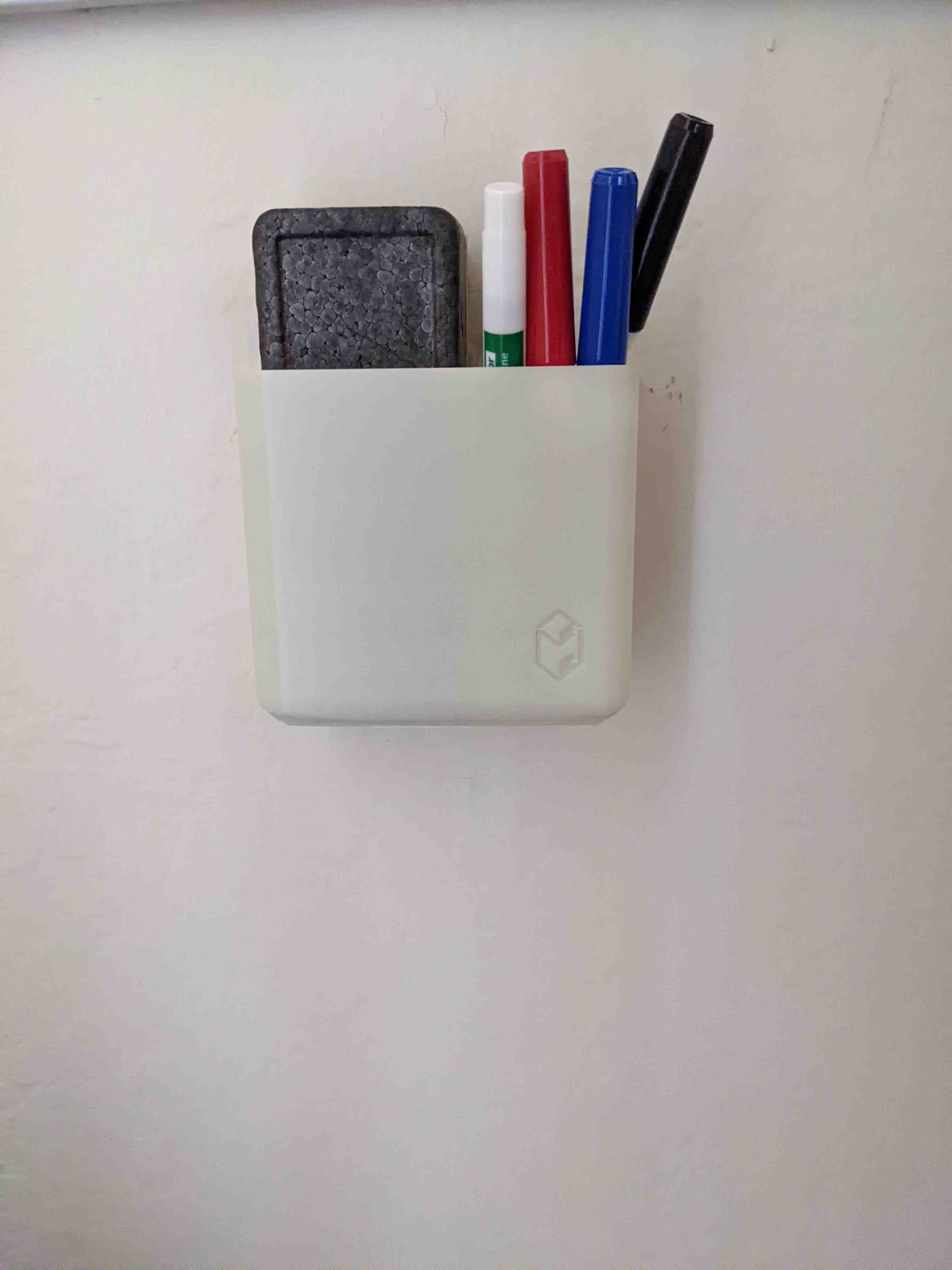 Whiteboard duster & pen holder by lee Download free STL model