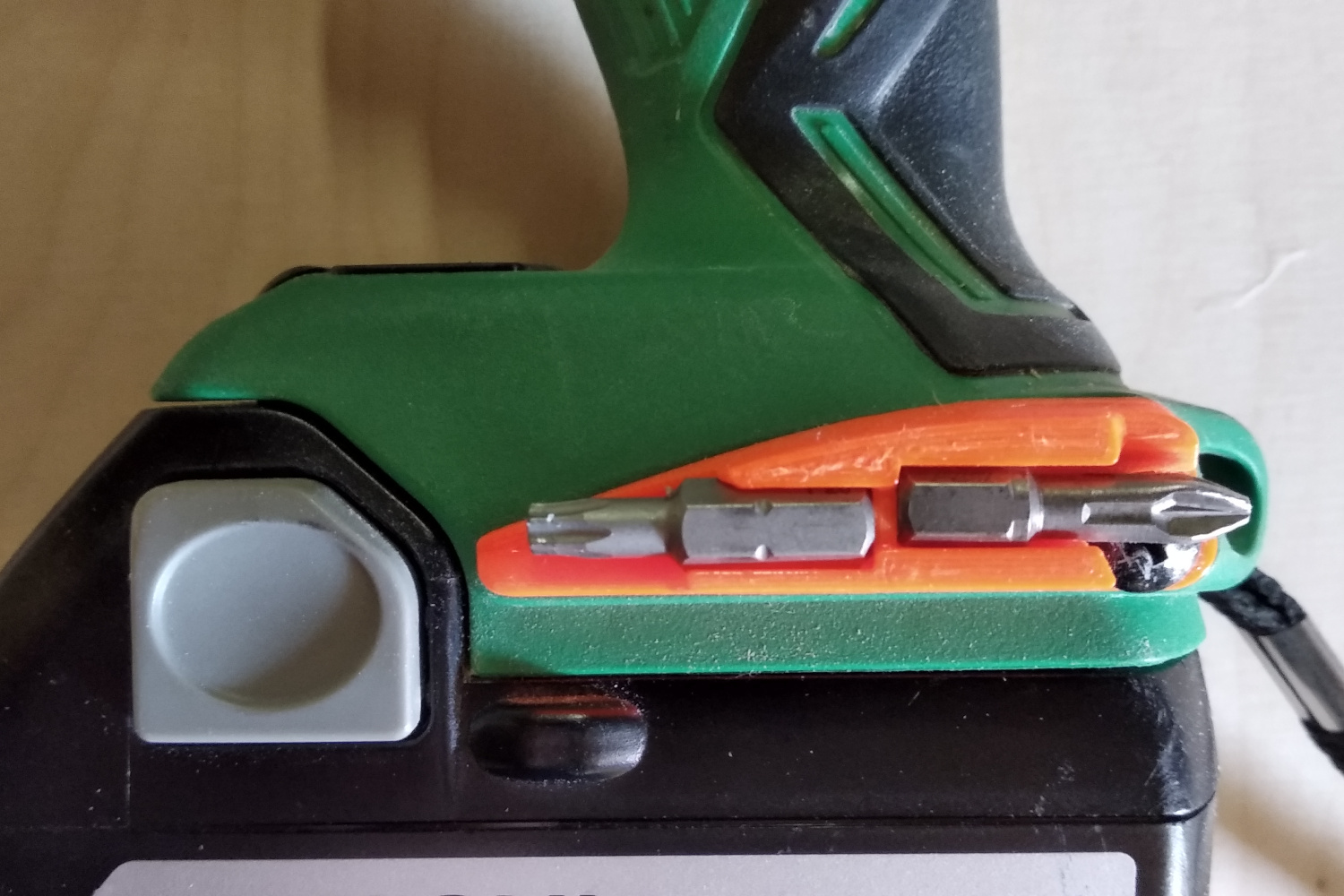 Driver bit magnetic holder