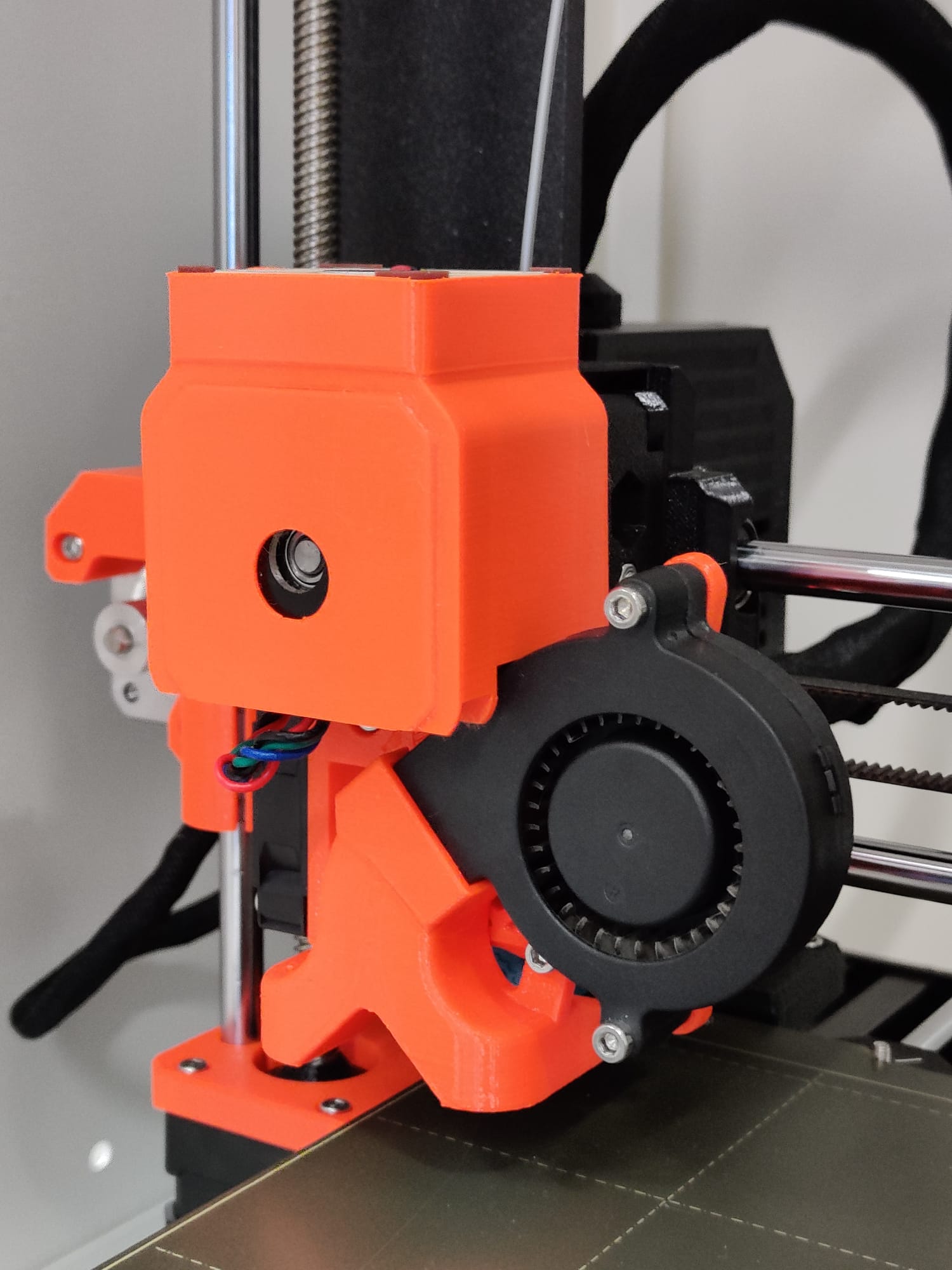 Slim stepper cooler for DELTA-P fan duct