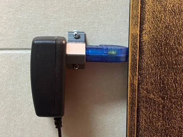 Generic Adaptor Wall mount (Flash Prints)