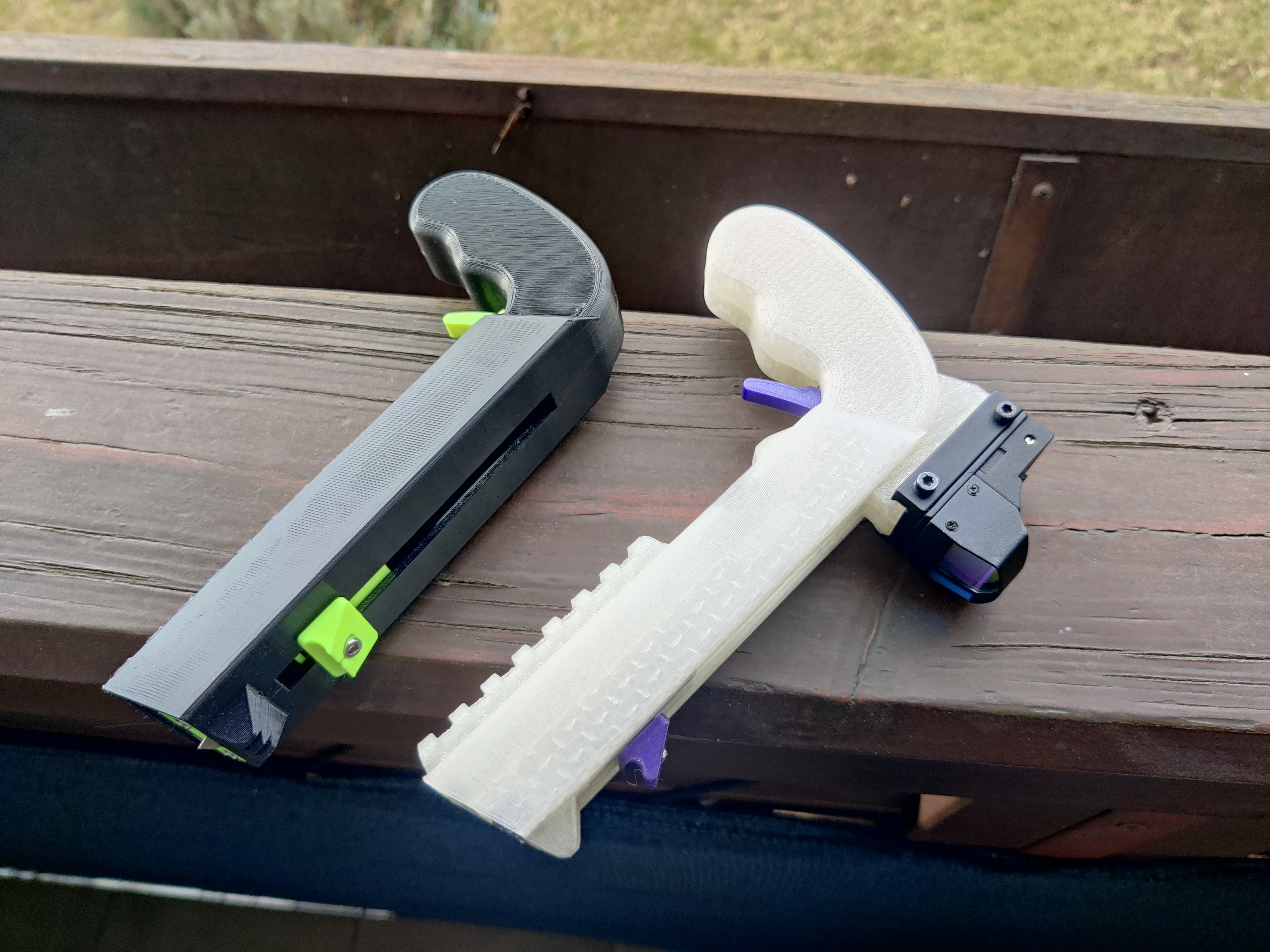 Overengineered Bottle Opener and Cap Thrower (OBOCT) — miniatura 13