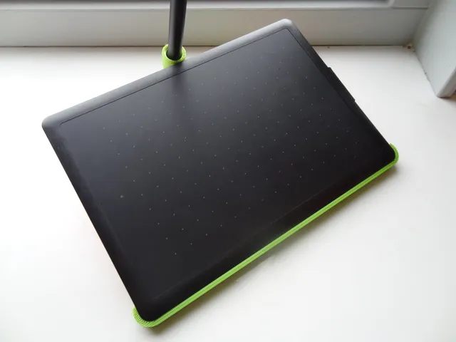 Angled stand for SMALL drawing tablet One by Wacom