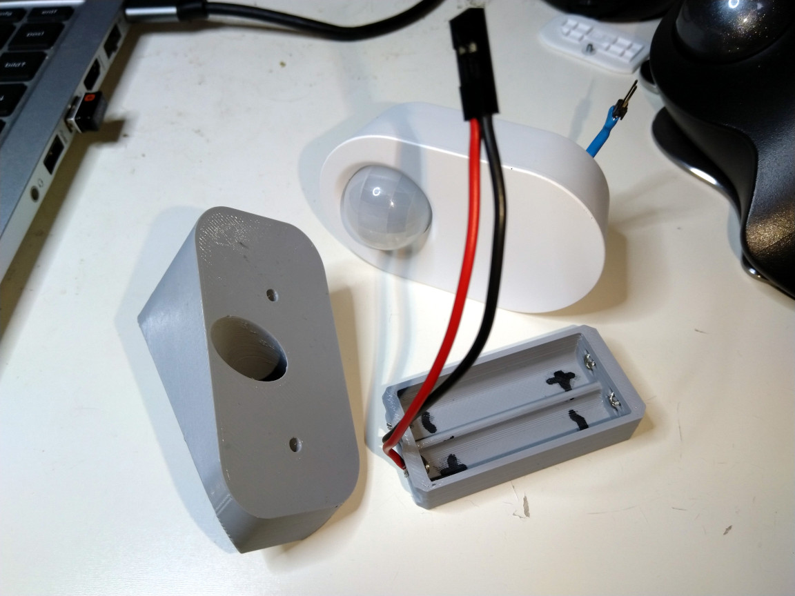 IKEA TRADFRI Motion Sensor Angled Corner Mount and AAA tray by Mirko ...