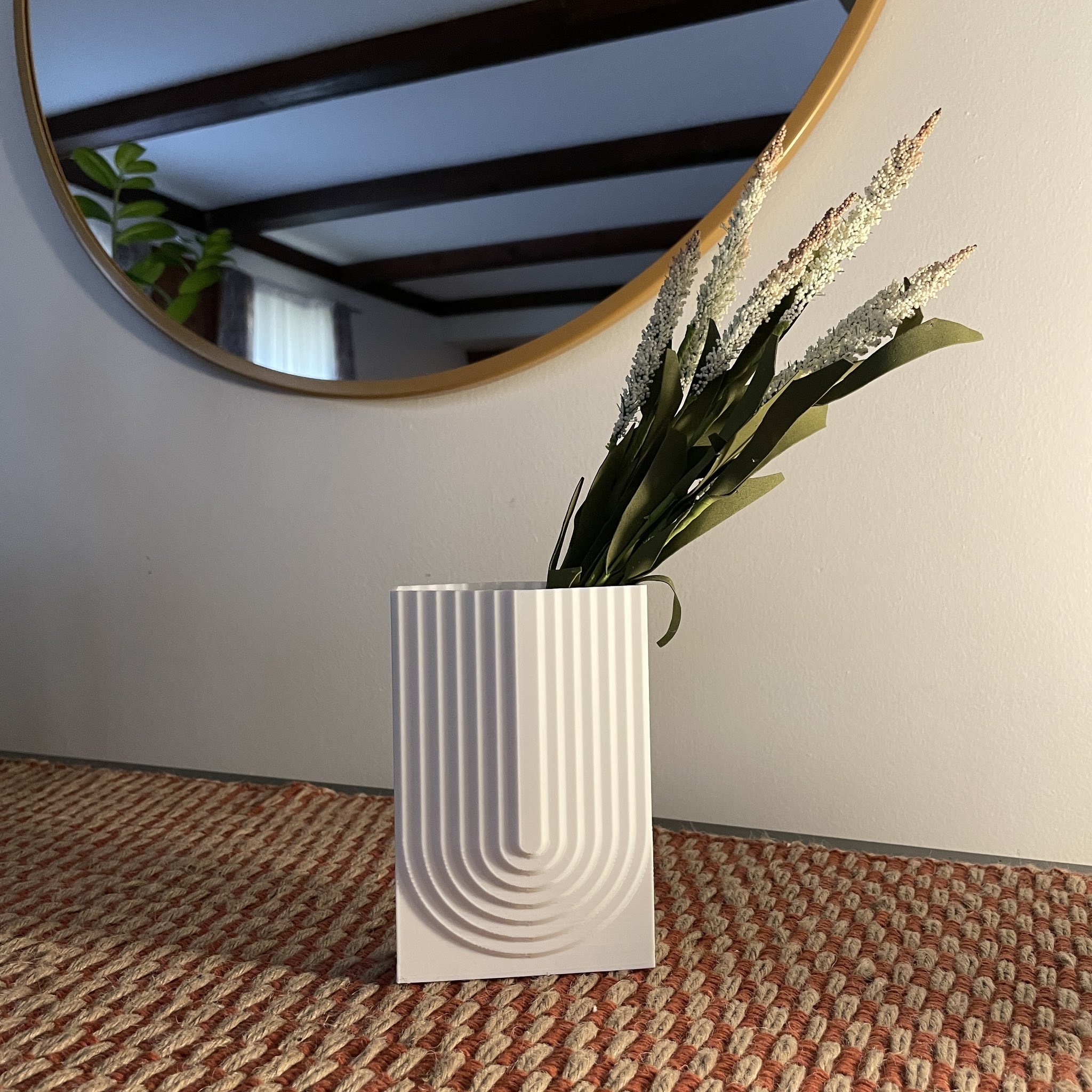 Modern Vase 001