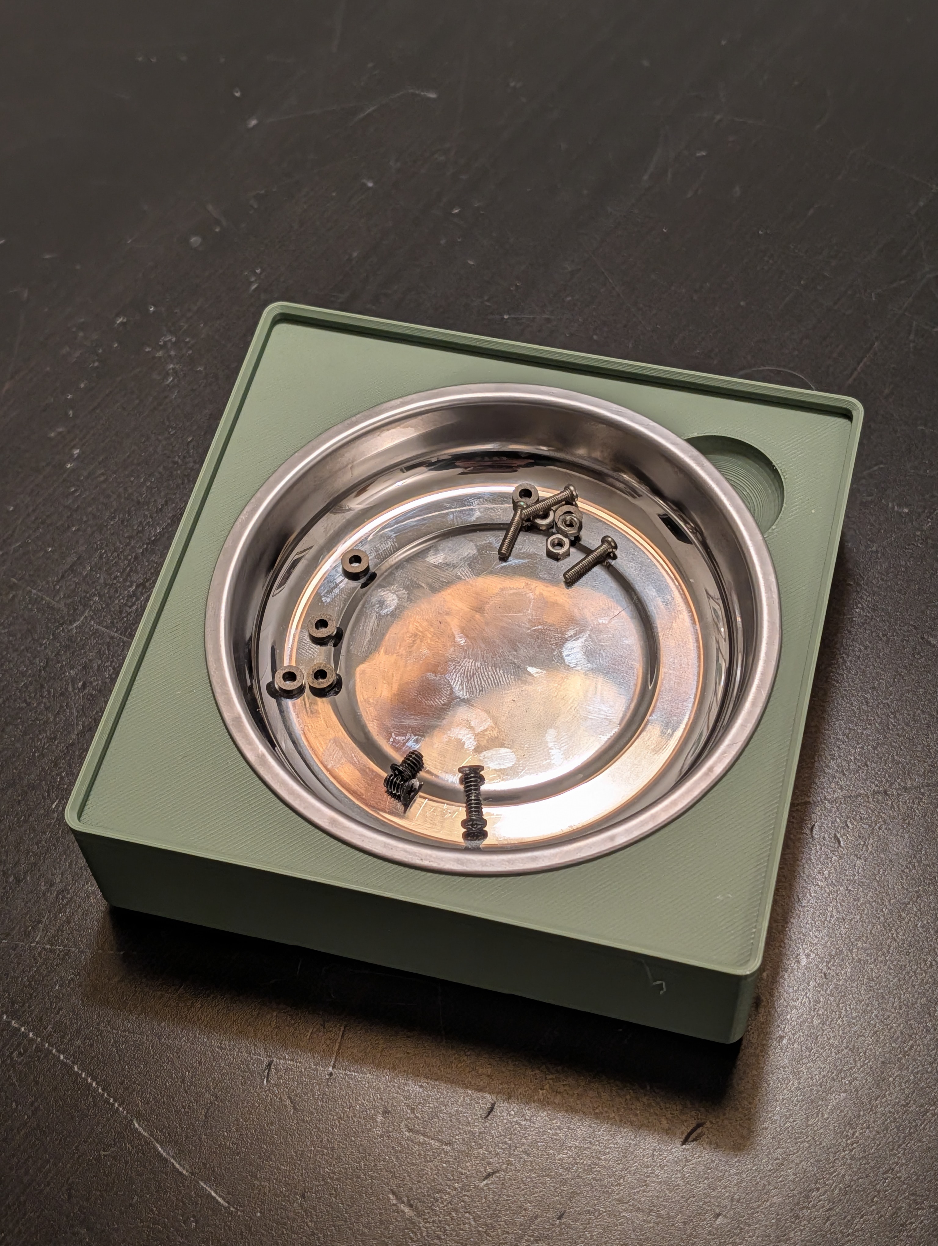 Pittsburgh 4in Magnetic Tray Gridfinity Bin