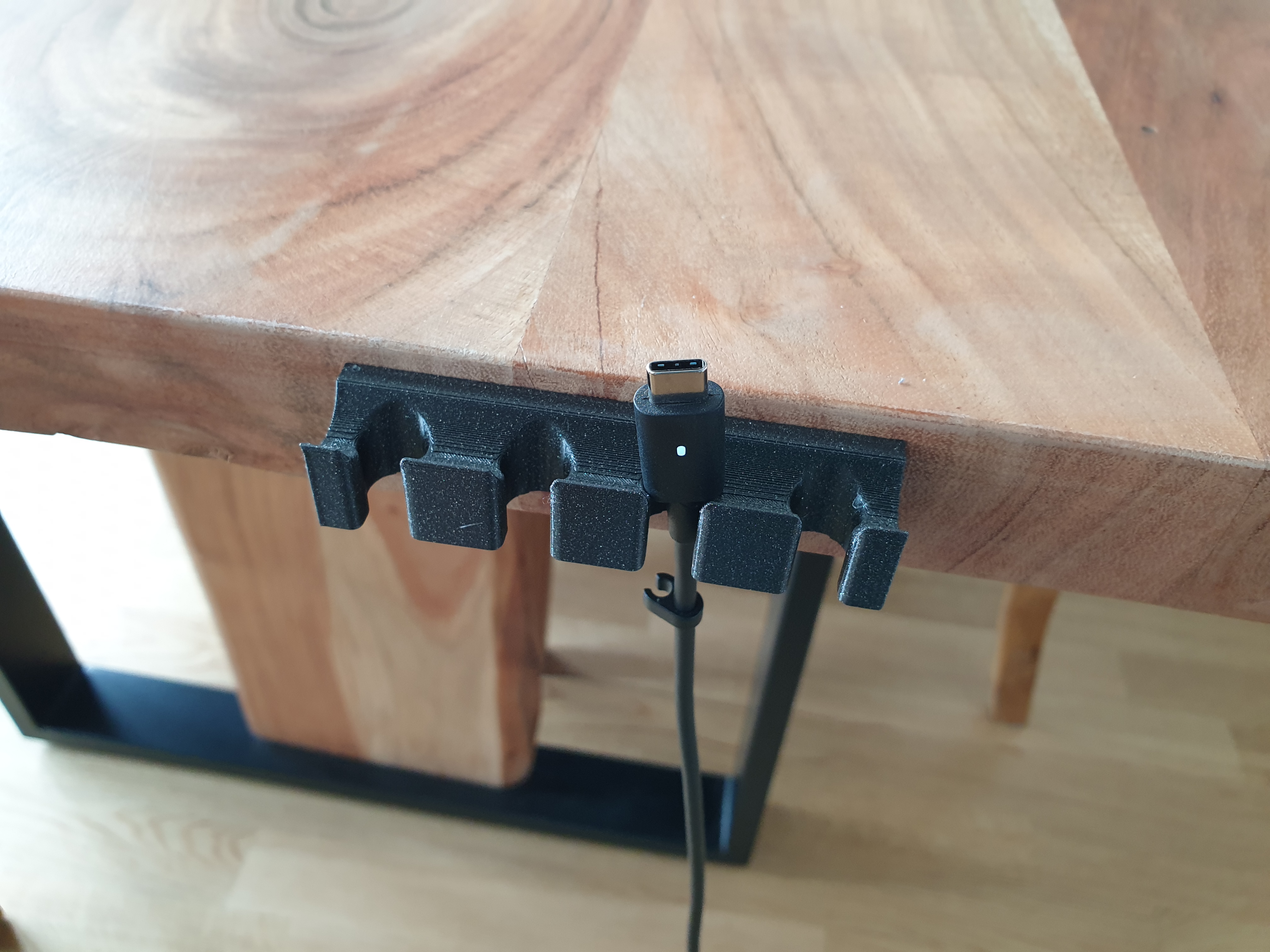 Simple cable holder/hanger