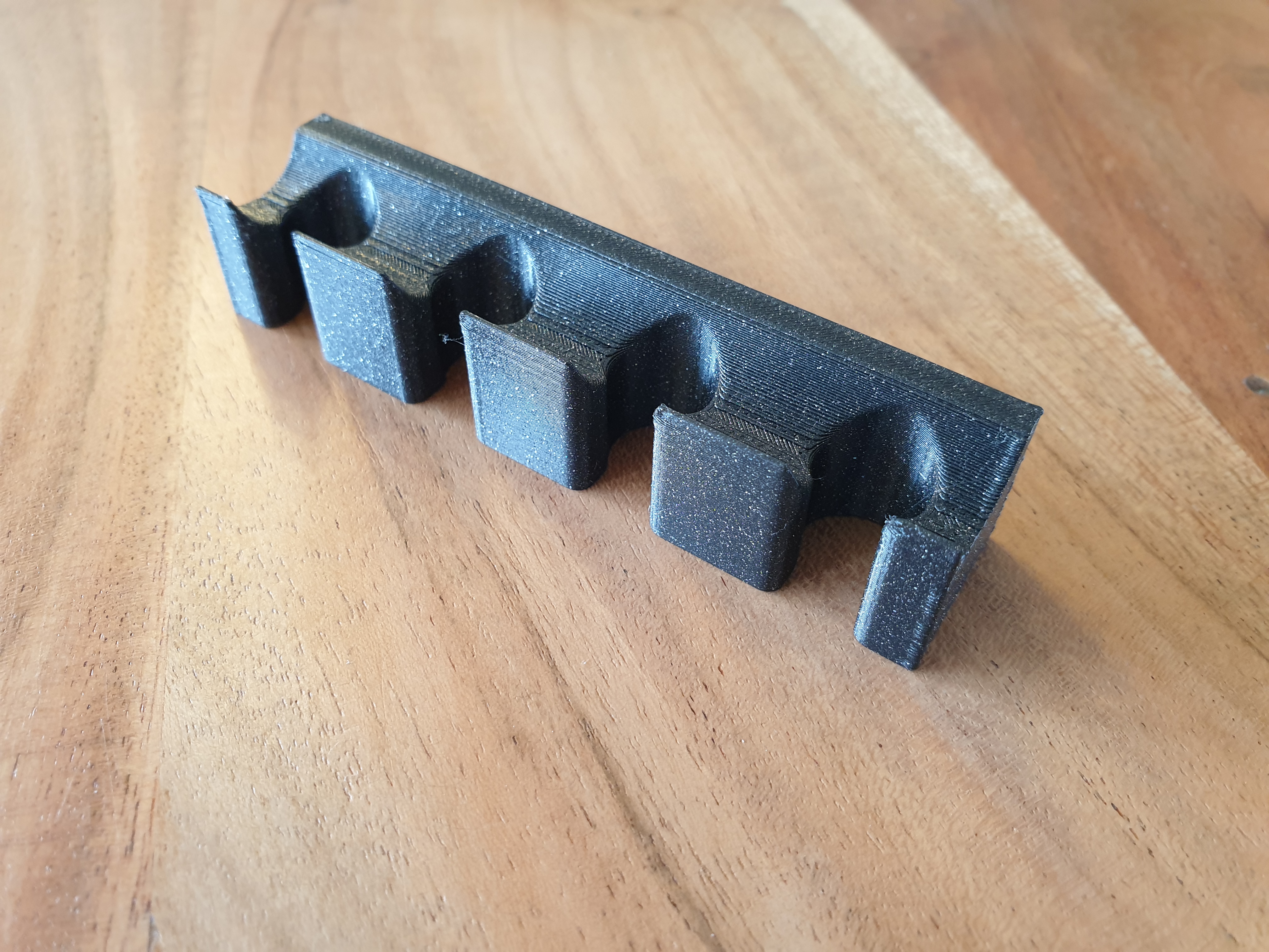Simple cable holder/hanger
