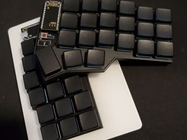Corne LP Mechanical Keyboard Minimal Case