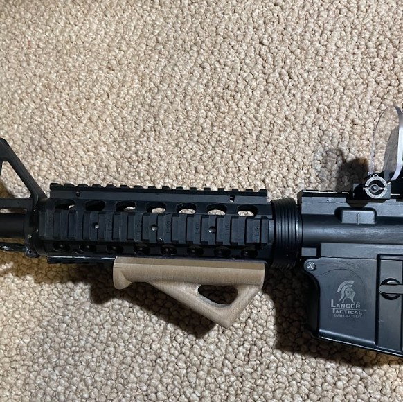 Angled foregrip — thumbnail 6