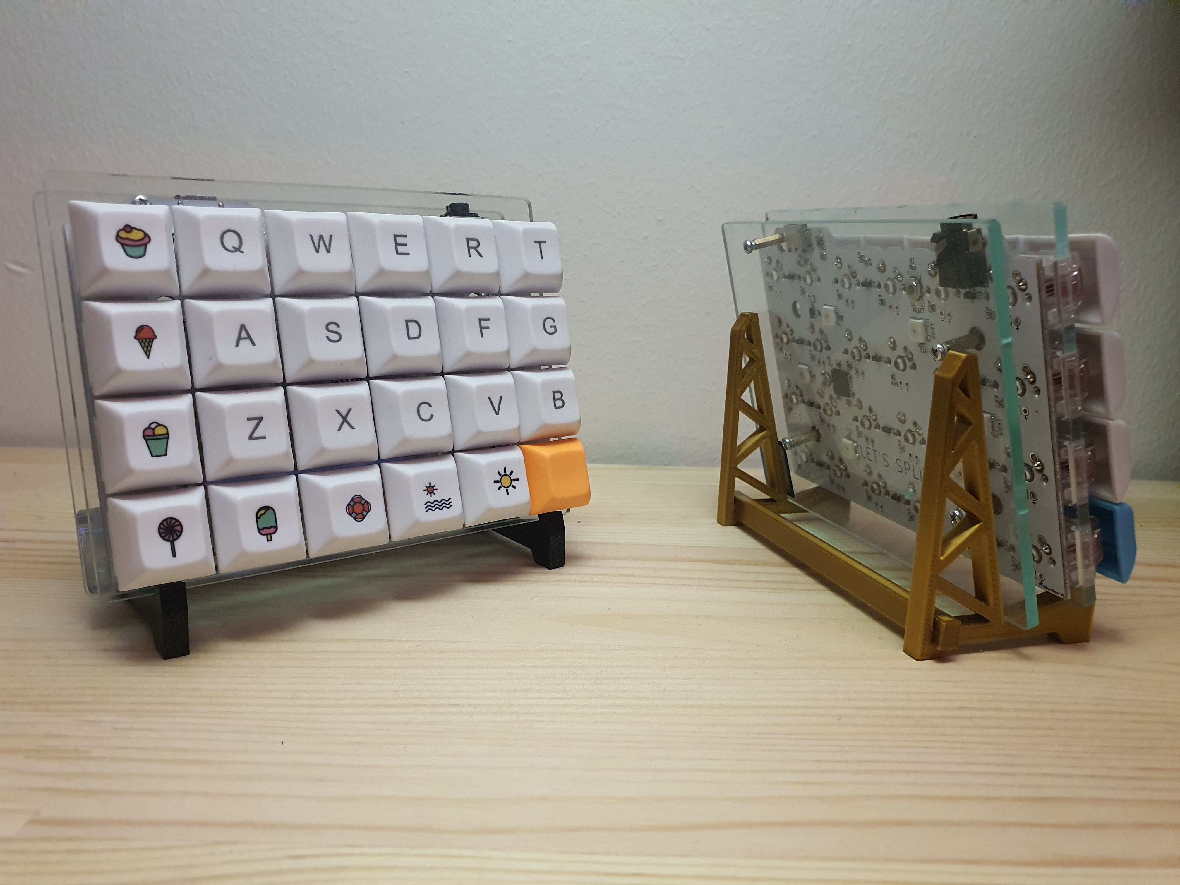 Simple Keyboard Stand