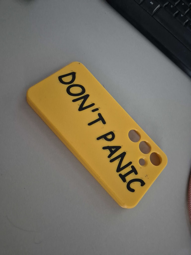REMIX OF lucas_sp12's Samsung S24 TPU Case With Text Don't Panic Written In Large friendly Letters On It's Back
