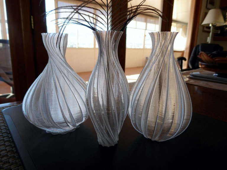 Swirl Jugs — thumbnail 2
