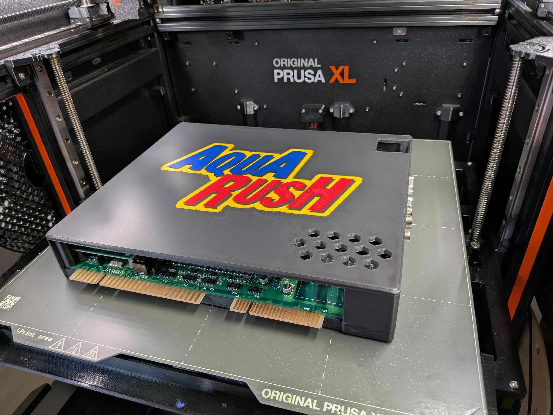 namco_system_12_aqua_rush_case.webp