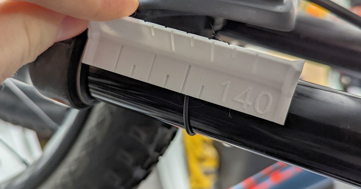 Mountain Bike Fork Sag Ruler by ciguatera Download free STL model