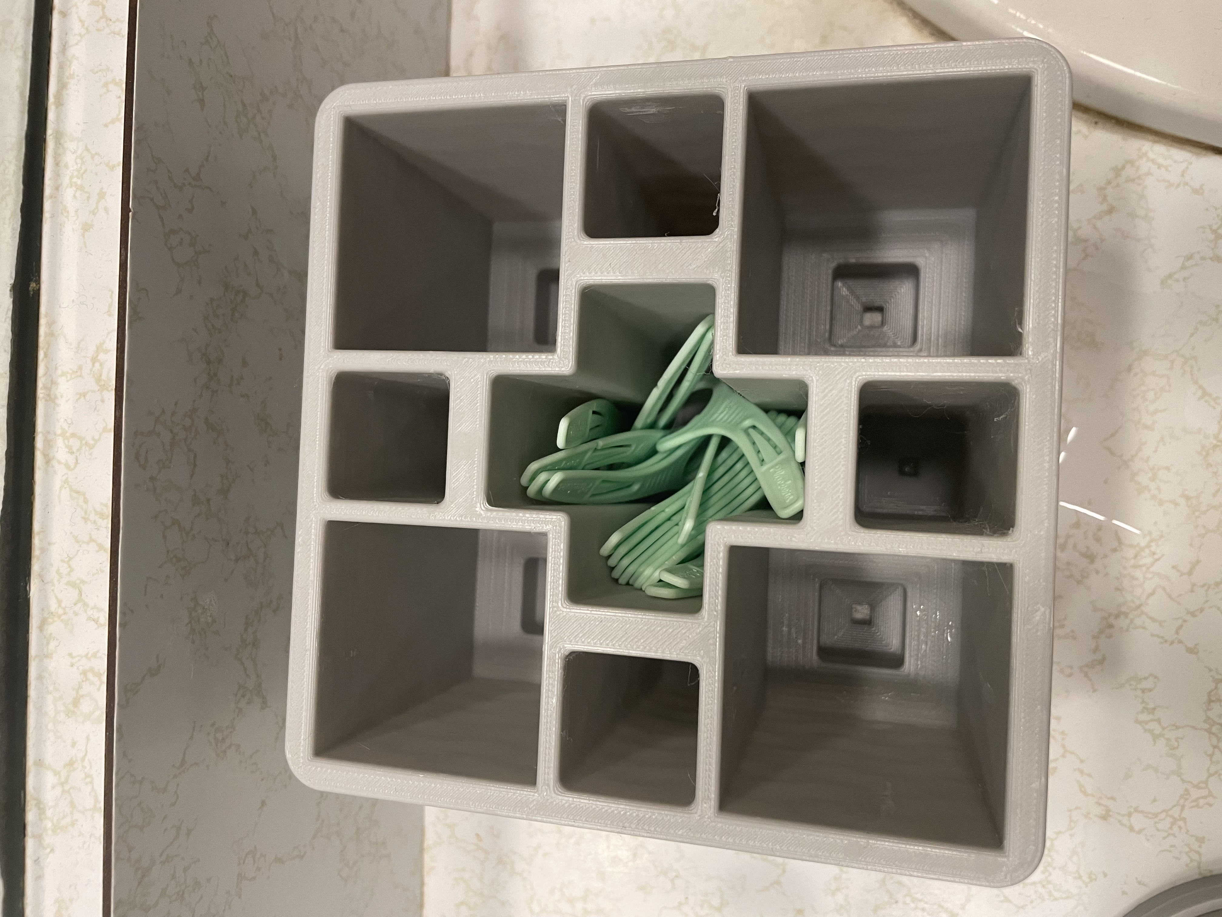 Bathroom Oranizer - 4 Toothbrush, 4 Toothpaste, and Floss Pick Holder