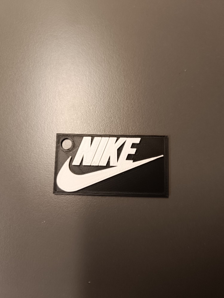 NIKE KEYCHAIN — thumbnail 4