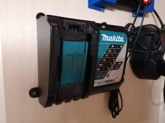 Makita 18V Charger wall mount foot