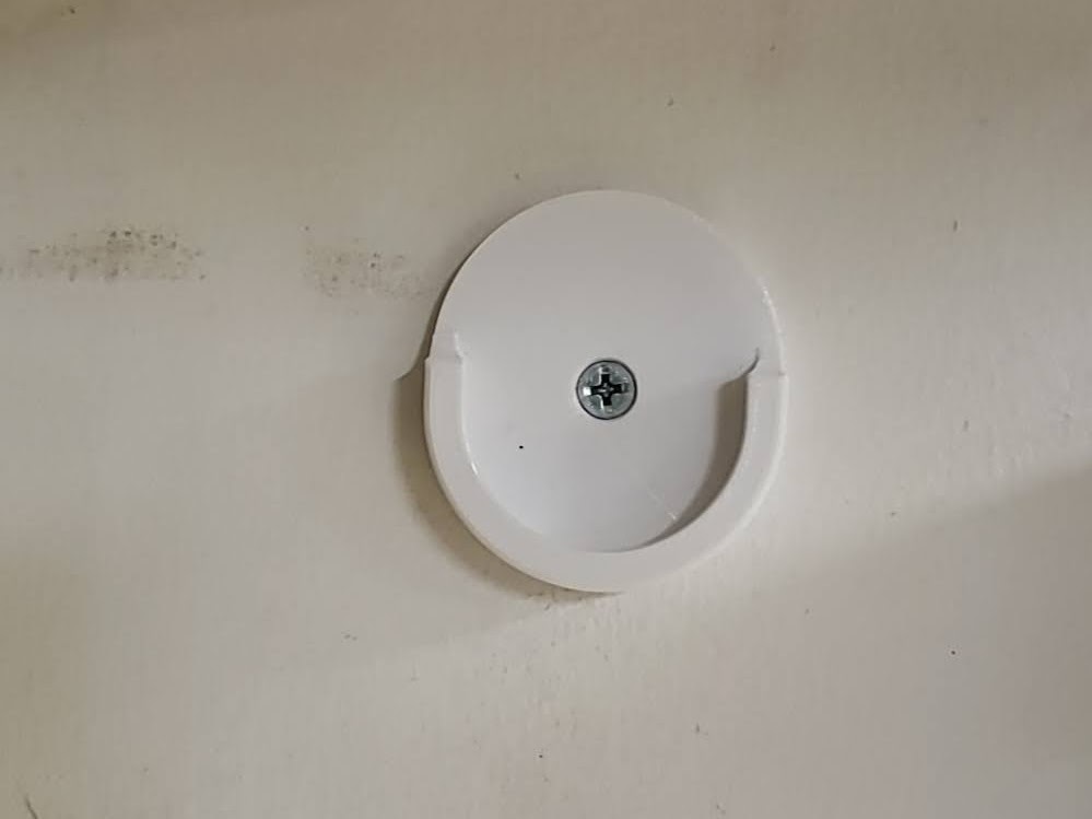 Popsocket mount with screw holes