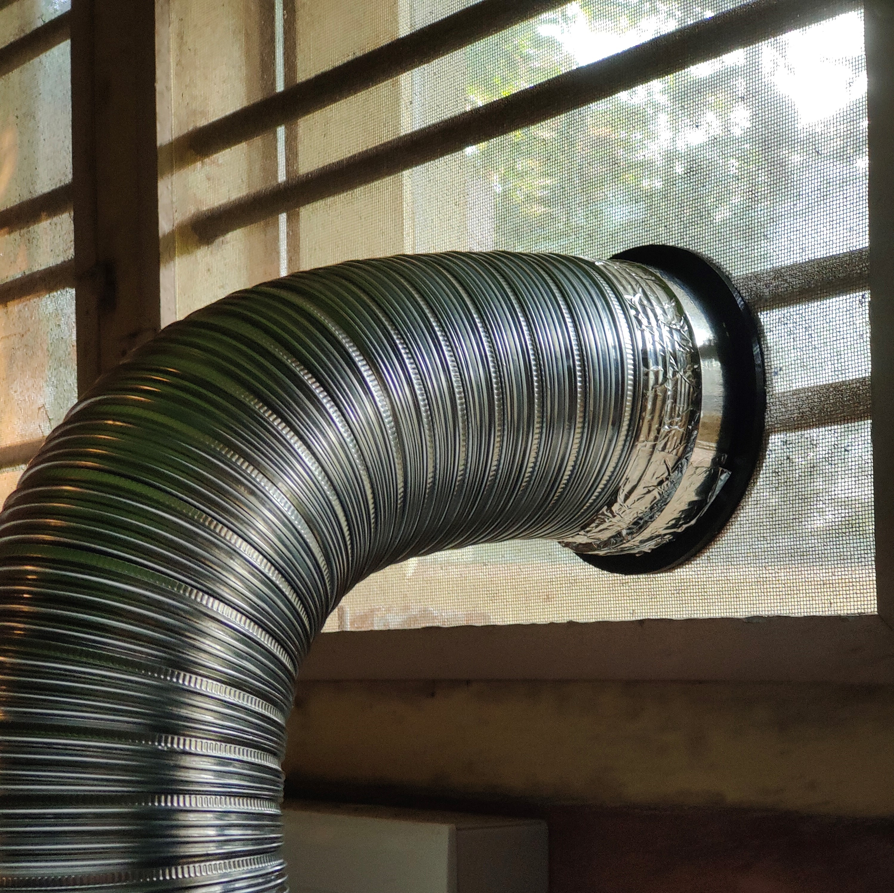 Drier Vent Fixture with embedded magnets