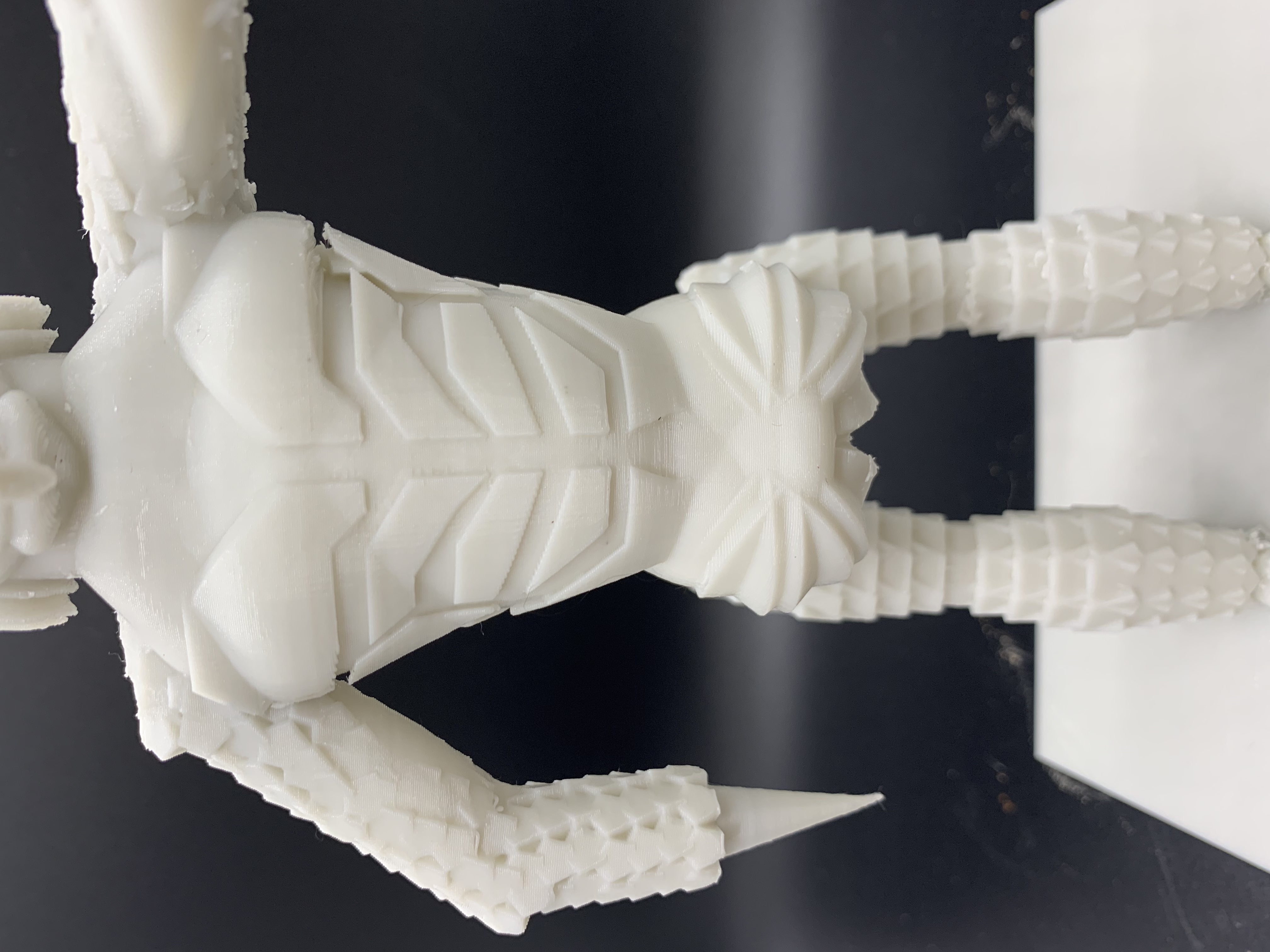 DRU the genetically engineered Alien statue — miniatura 16