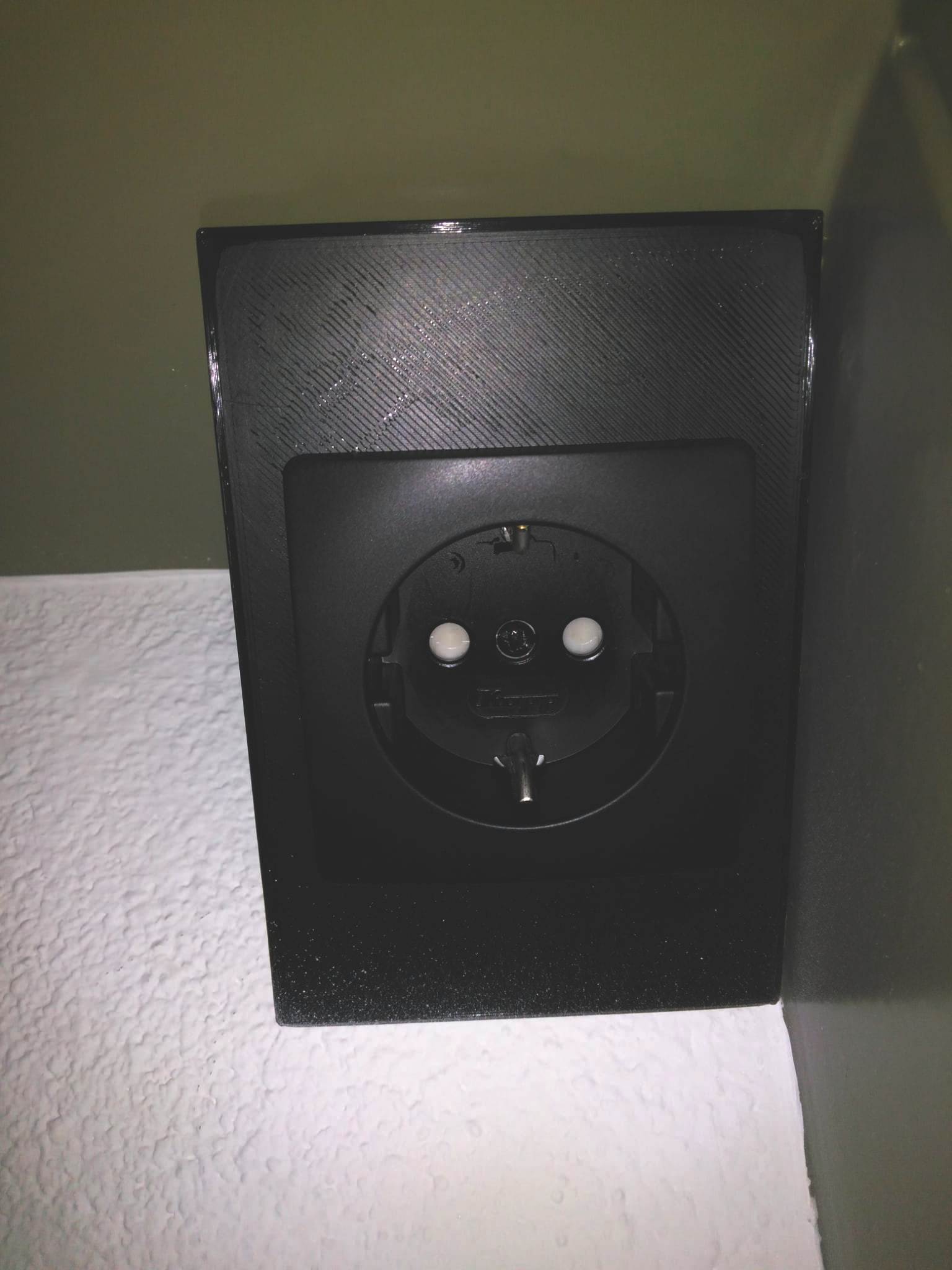 euro wall socket 45 degrees (housing-box)