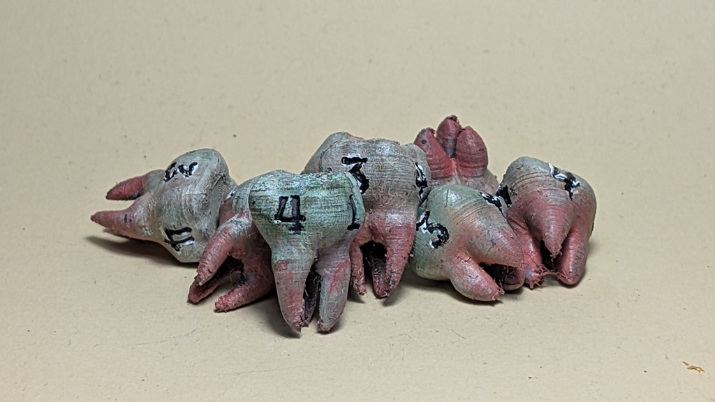 D4 Tooth Dice (DND / TTRPG)