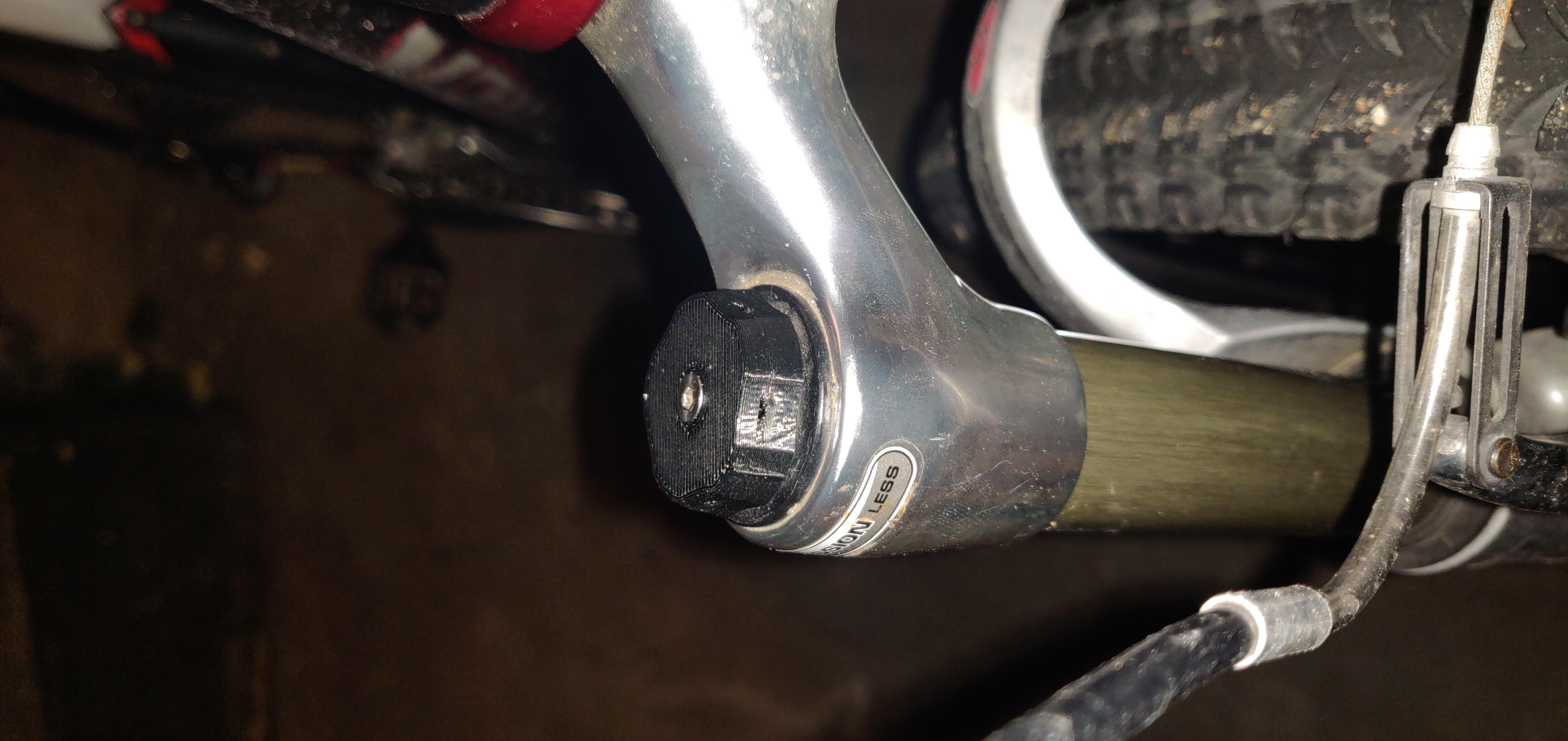 Compression Damping Knob for Manitou Skareb Elite Shocks