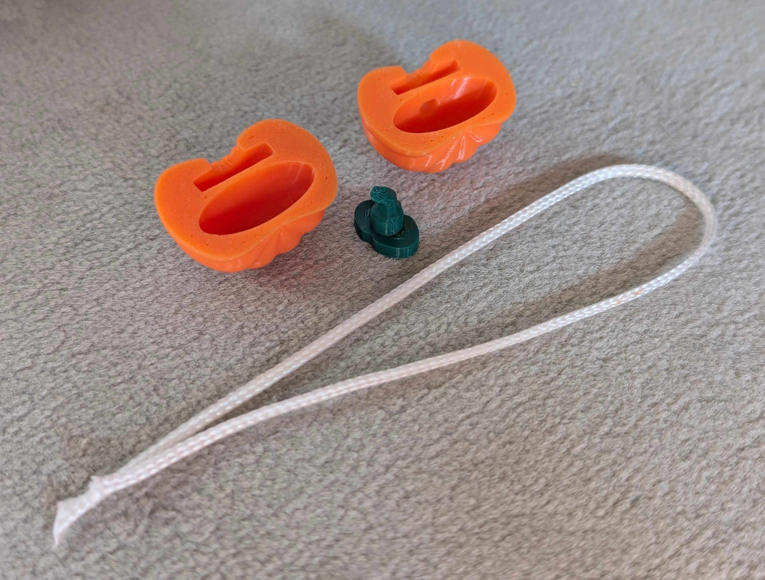 Pumpkin keychain — thumbnail 4